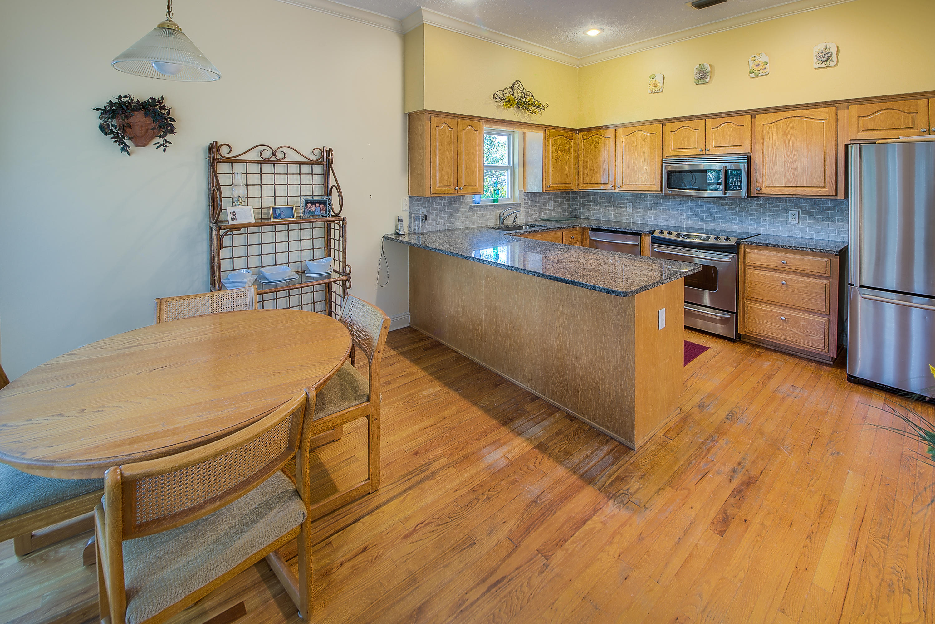 SEAGROVE VILLAGE 7TH ADD - Residential