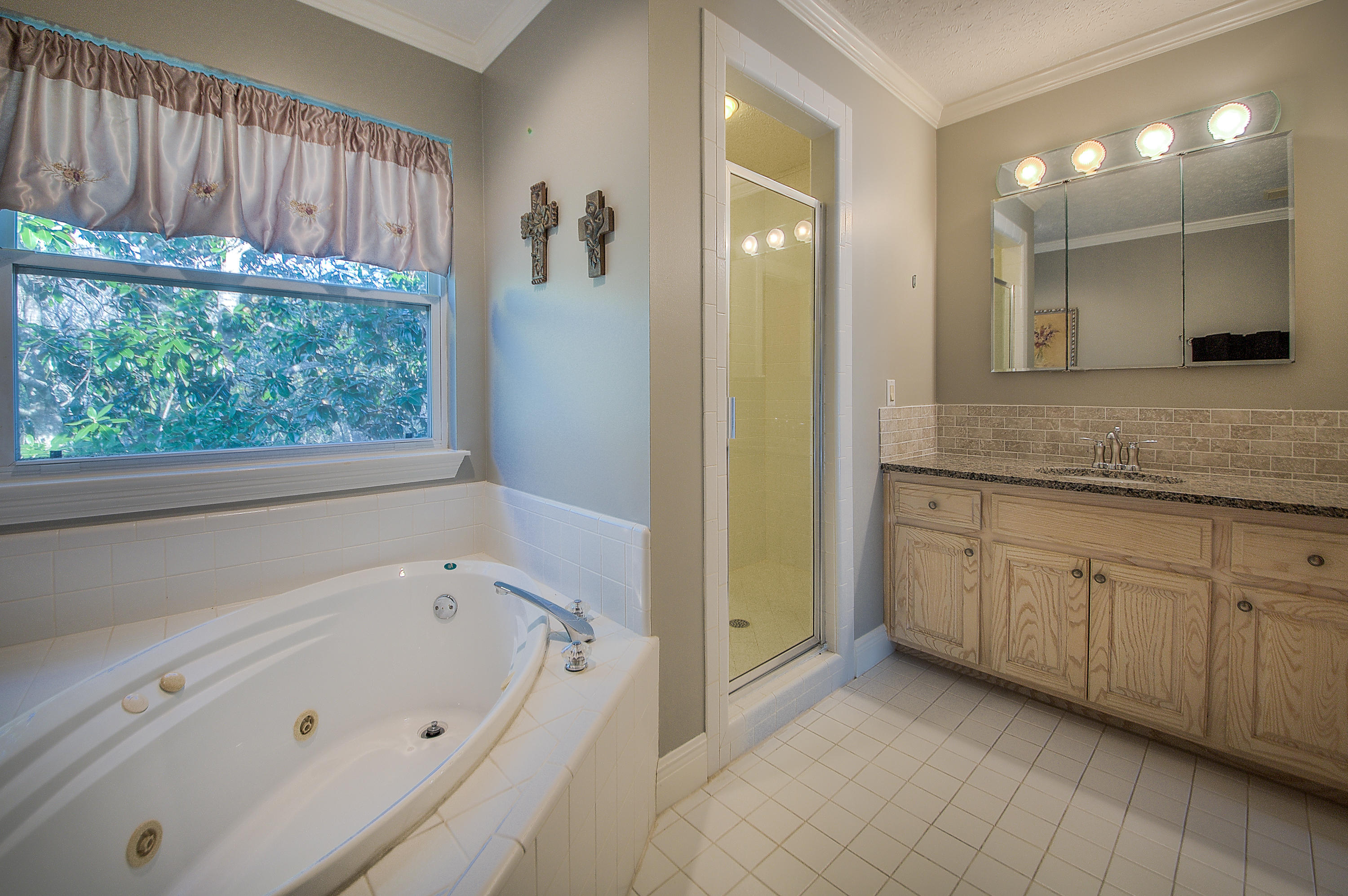 SEAGROVE VILLAGE 7TH ADD - Residential