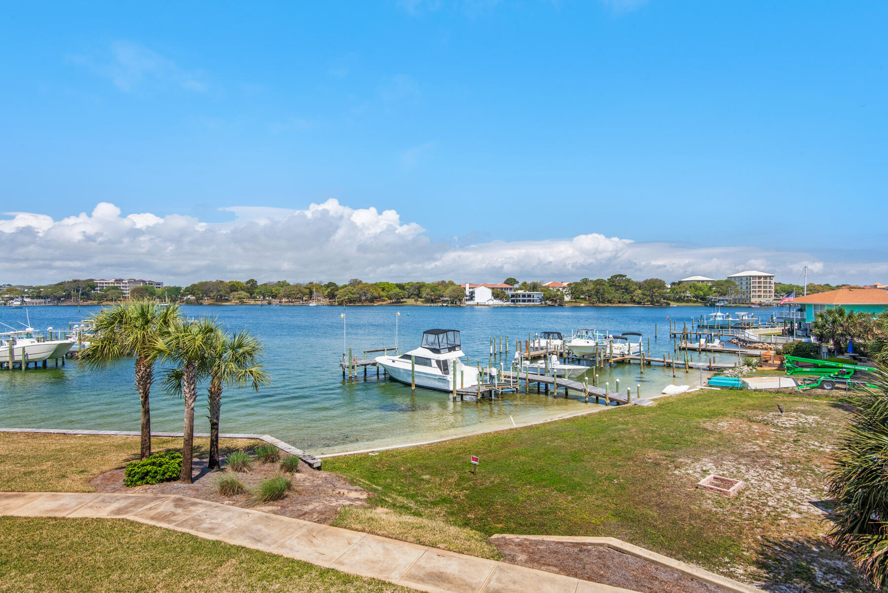 Sound Side Lofts - Residential