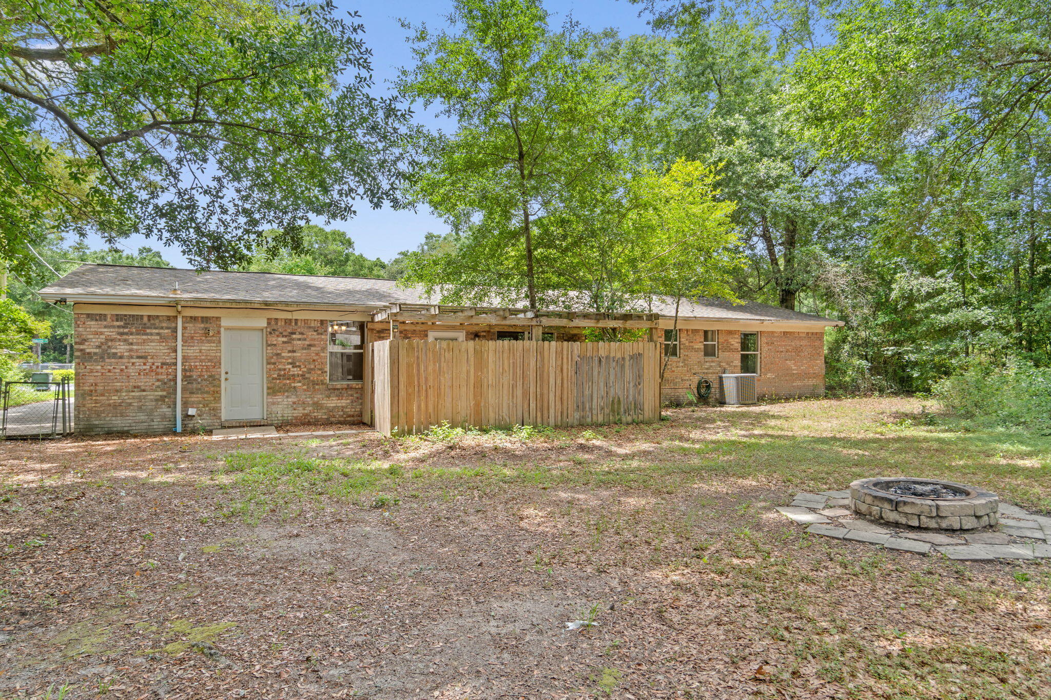 OAKCREST 1ST ADDN - Residential