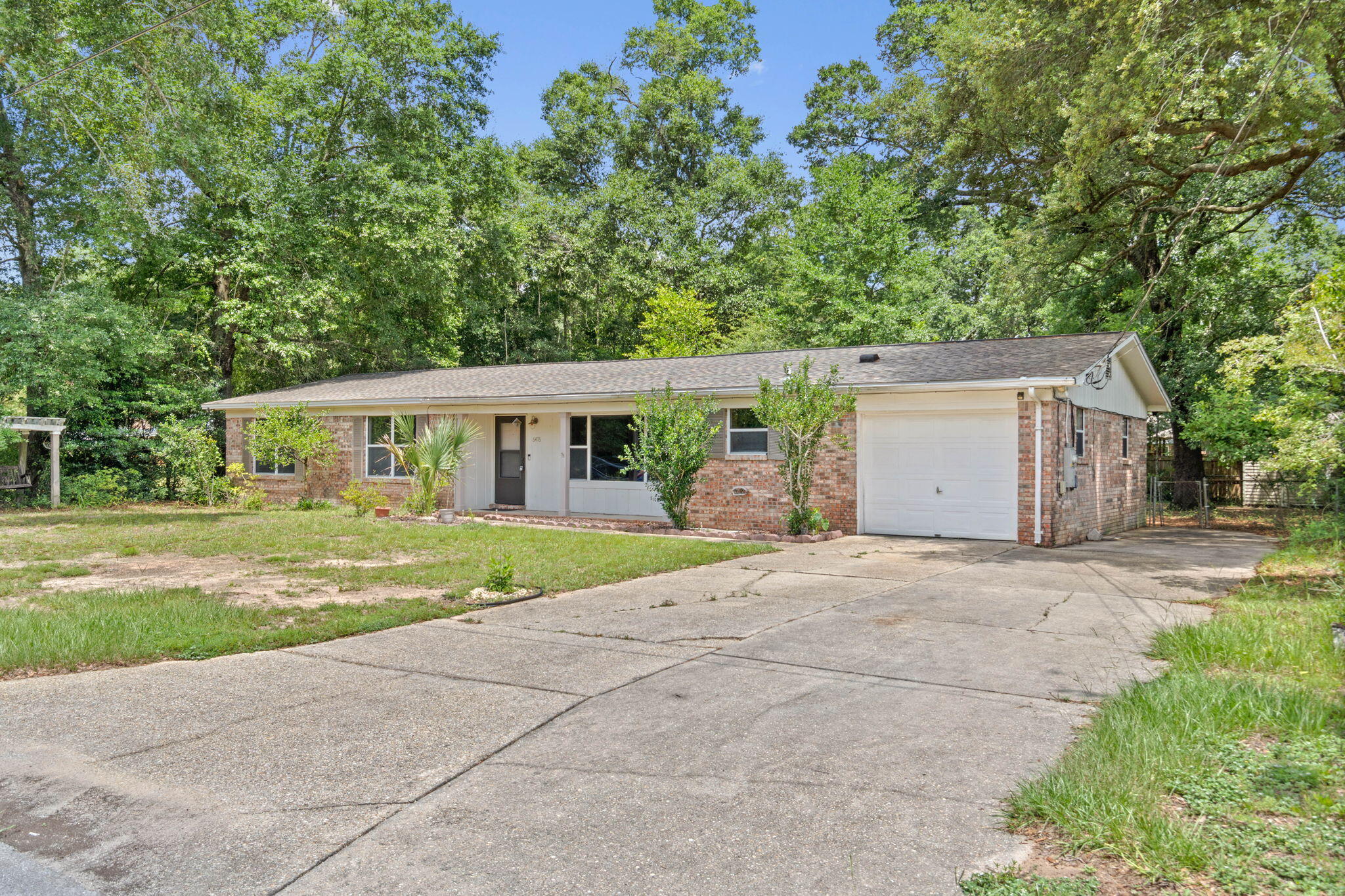 OAKCREST 1ST ADDN - Residential