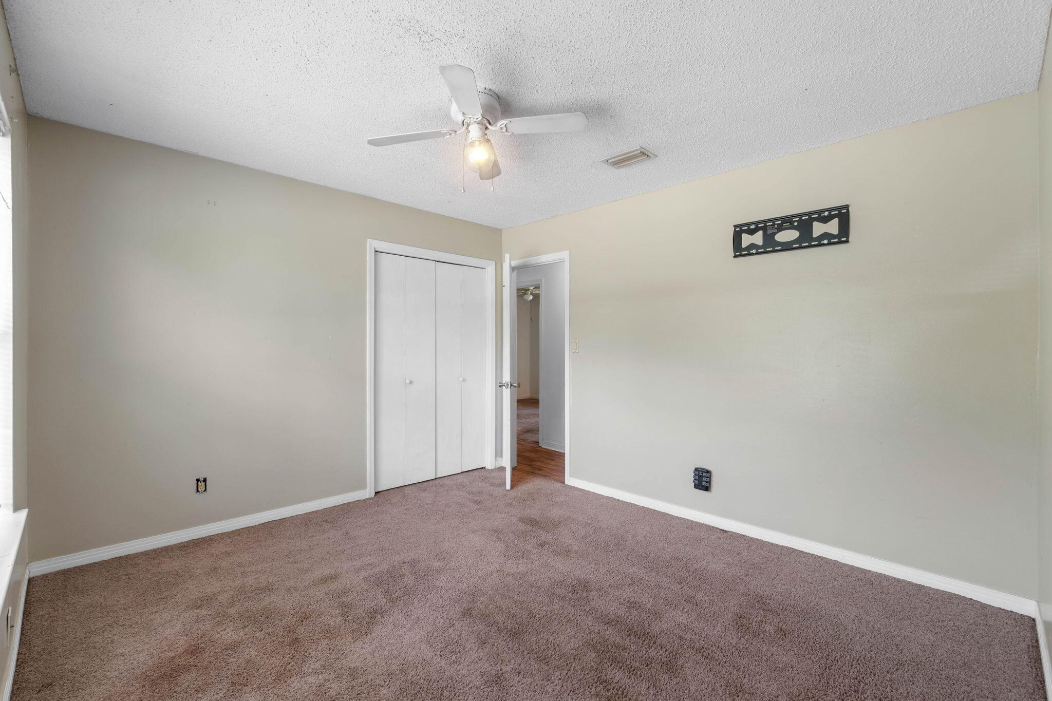 OAKCREST 1ST ADDN - Residential