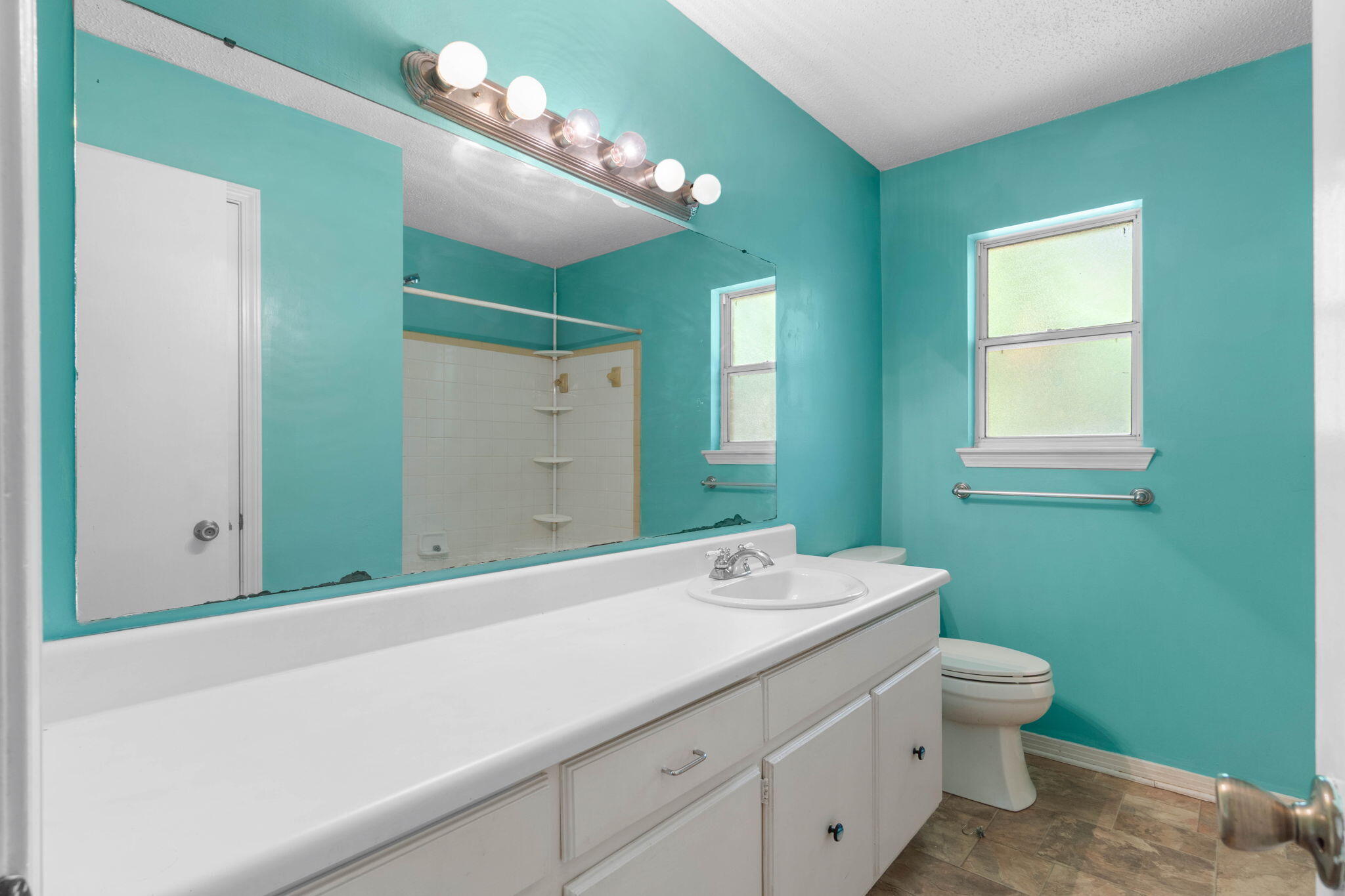 OAKCREST 1ST ADDN - Residential