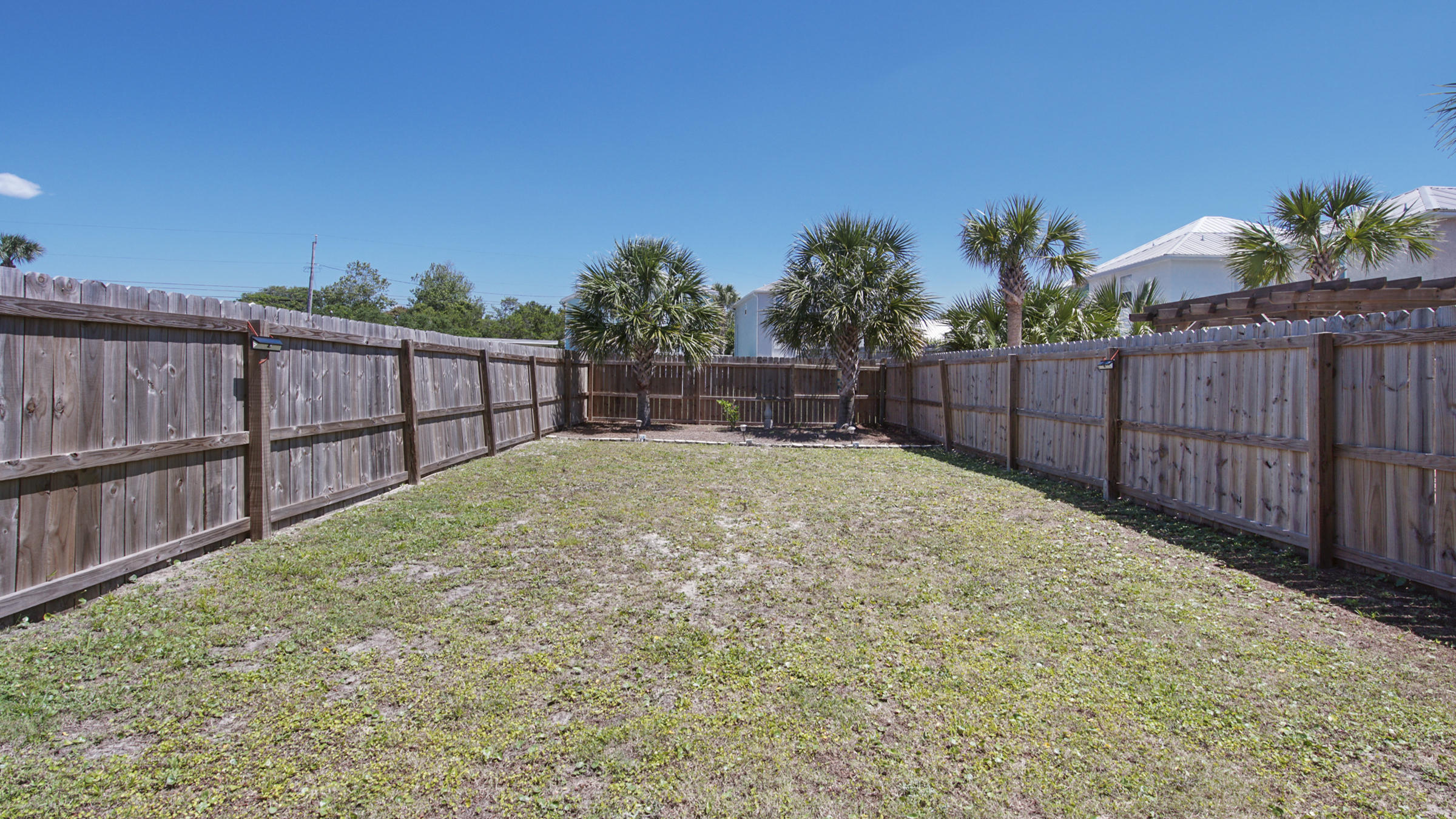 RIVIERA BEACH - Residential