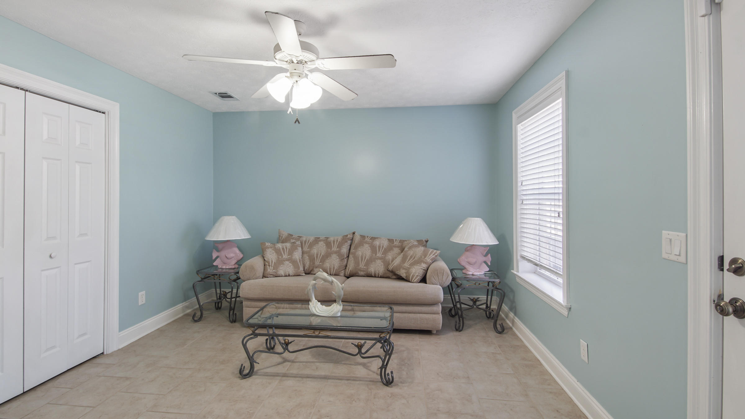 RIVIERA BEACH - Residential