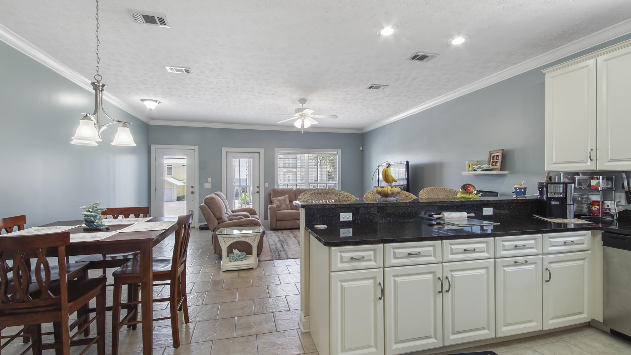 RIVIERA BEACH - Residential