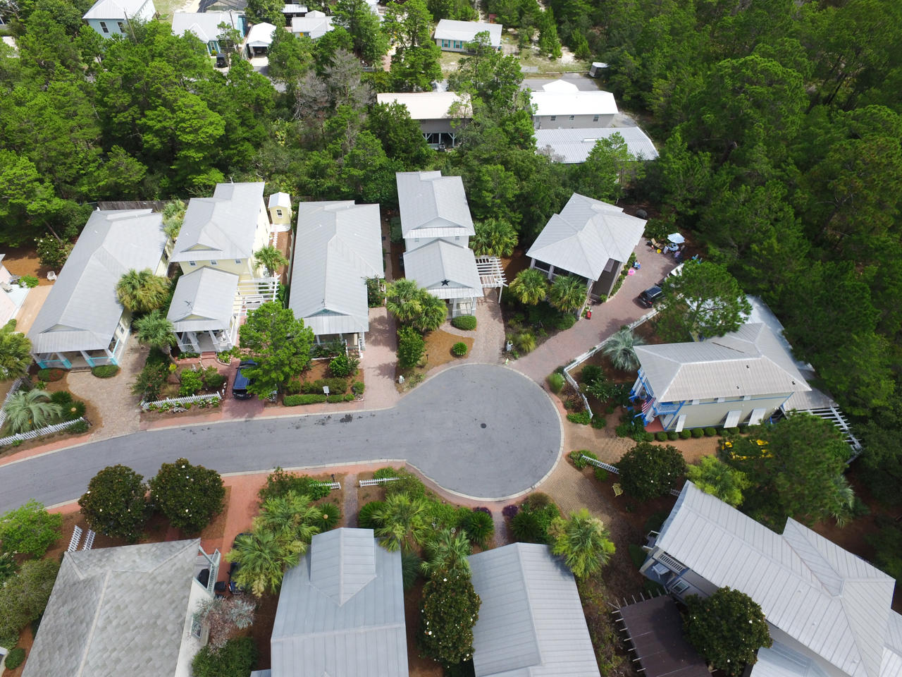 CASSINE VILLAGE - Residential