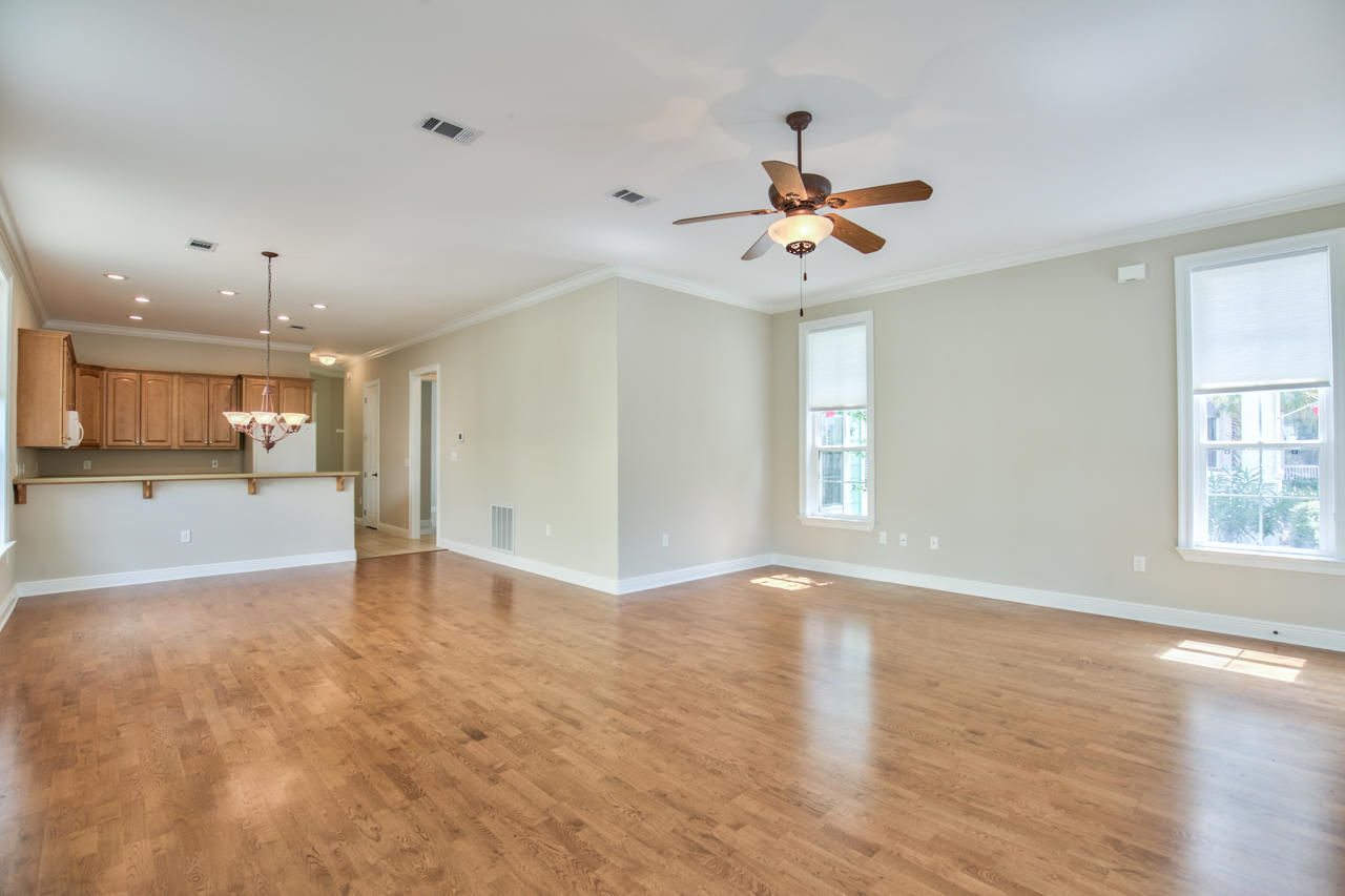 CASSINE VILLAGE - Residential