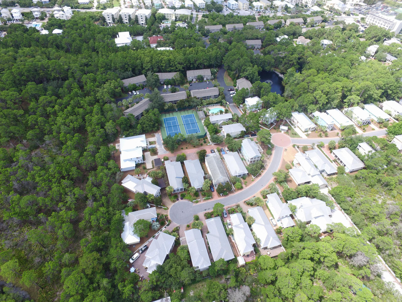 CASSINE VILLAGE - Residential