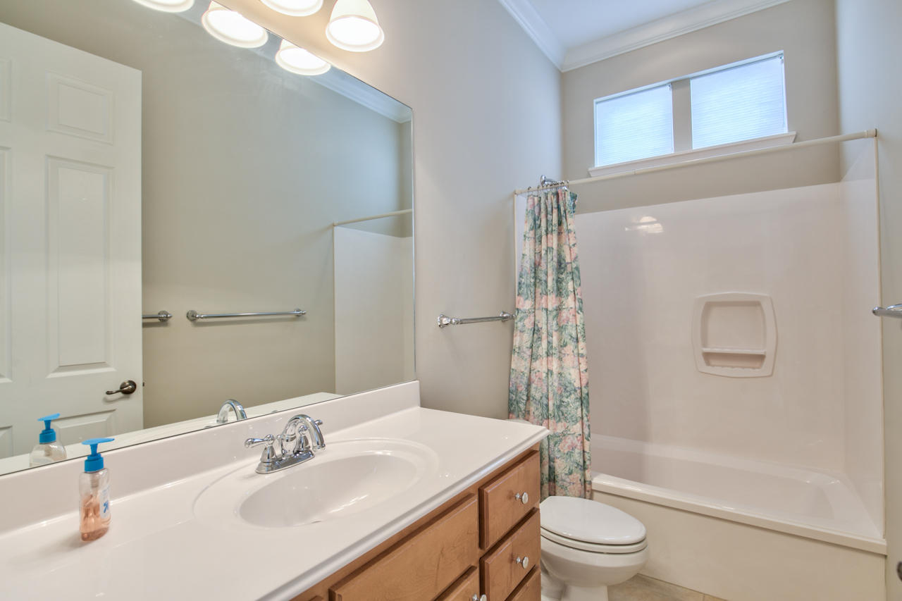 CASSINE VILLAGE - Residential