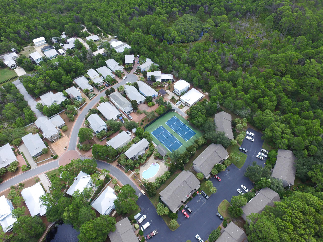 CASSINE VILLAGE - Residential