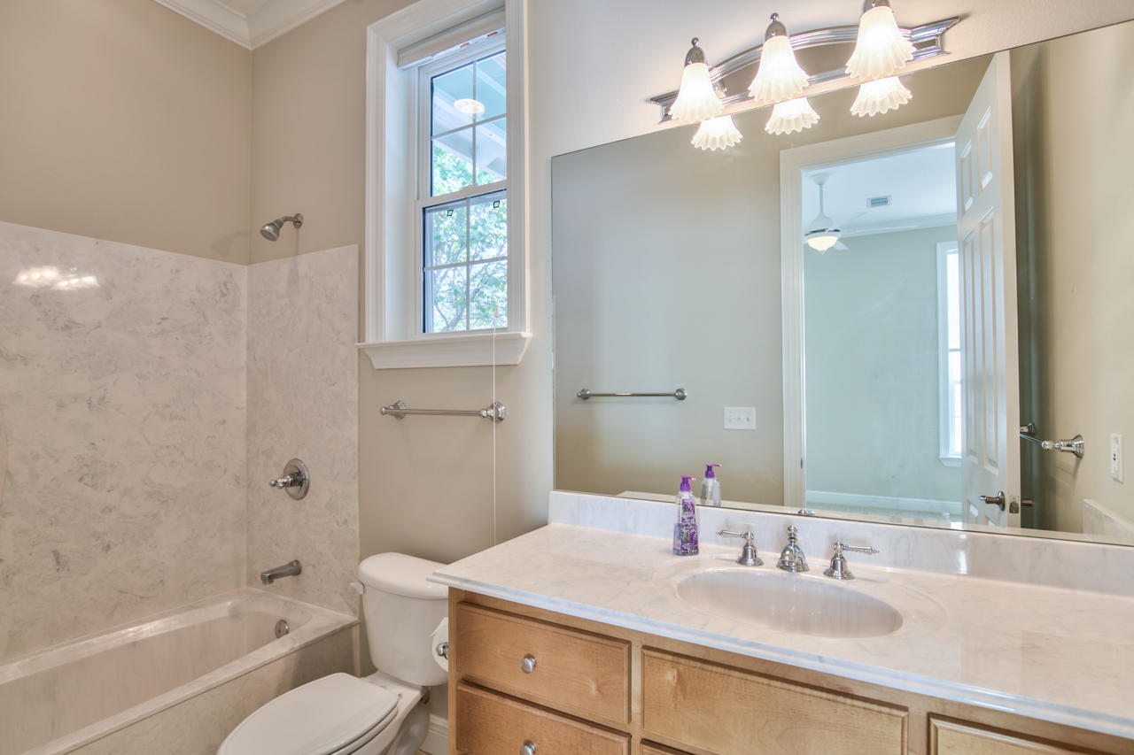 CASSINE VILLAGE - Residential