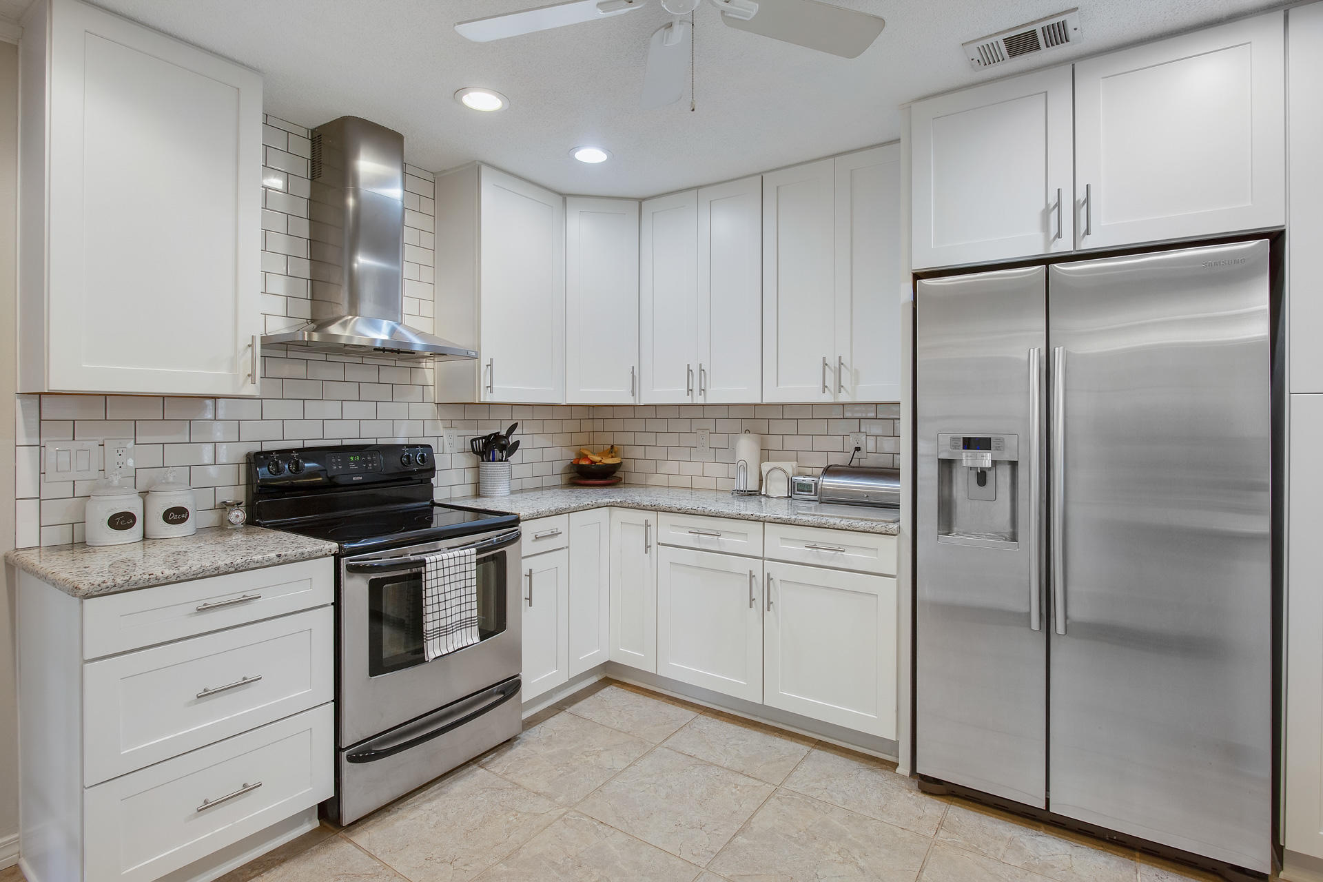 CREEKSIDE ESTATES - Residential