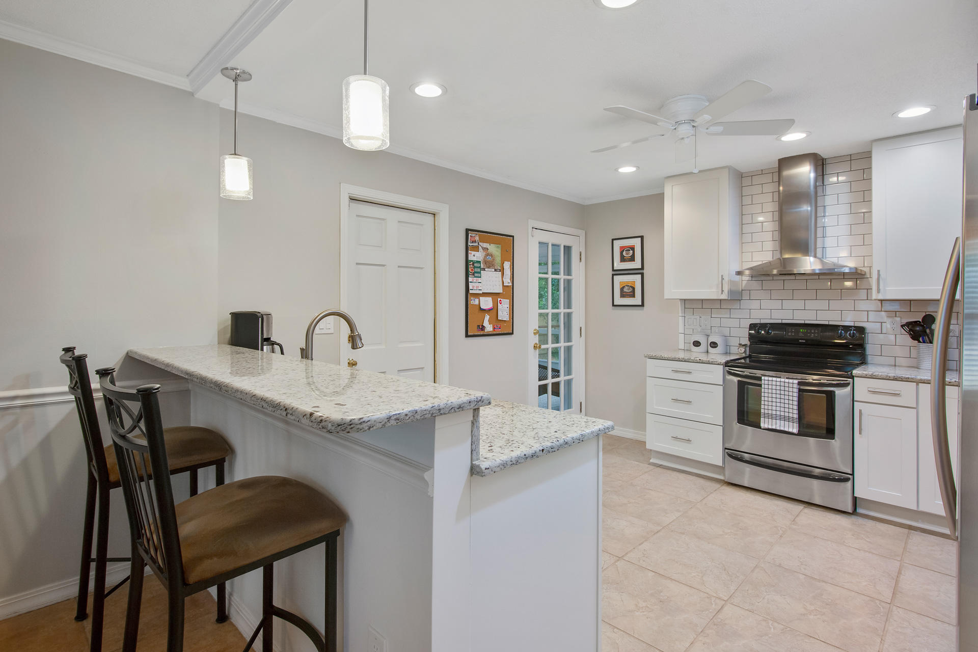 CREEKSIDE ESTATES - Residential