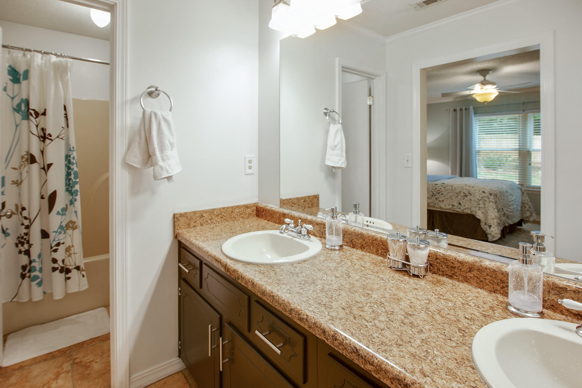 CREEKSIDE ESTATES - Residential