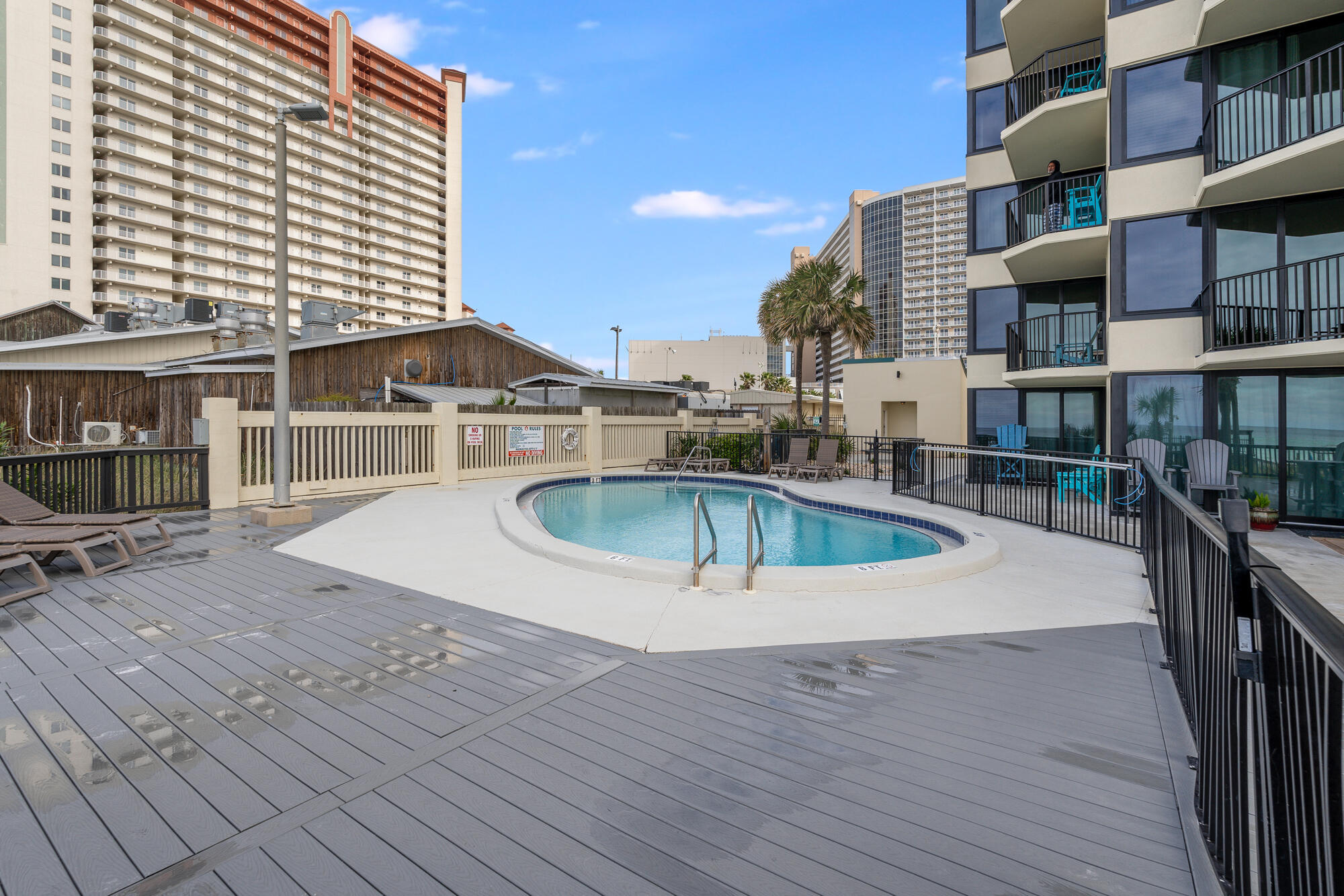 SUNBIRD CONDO - Residential