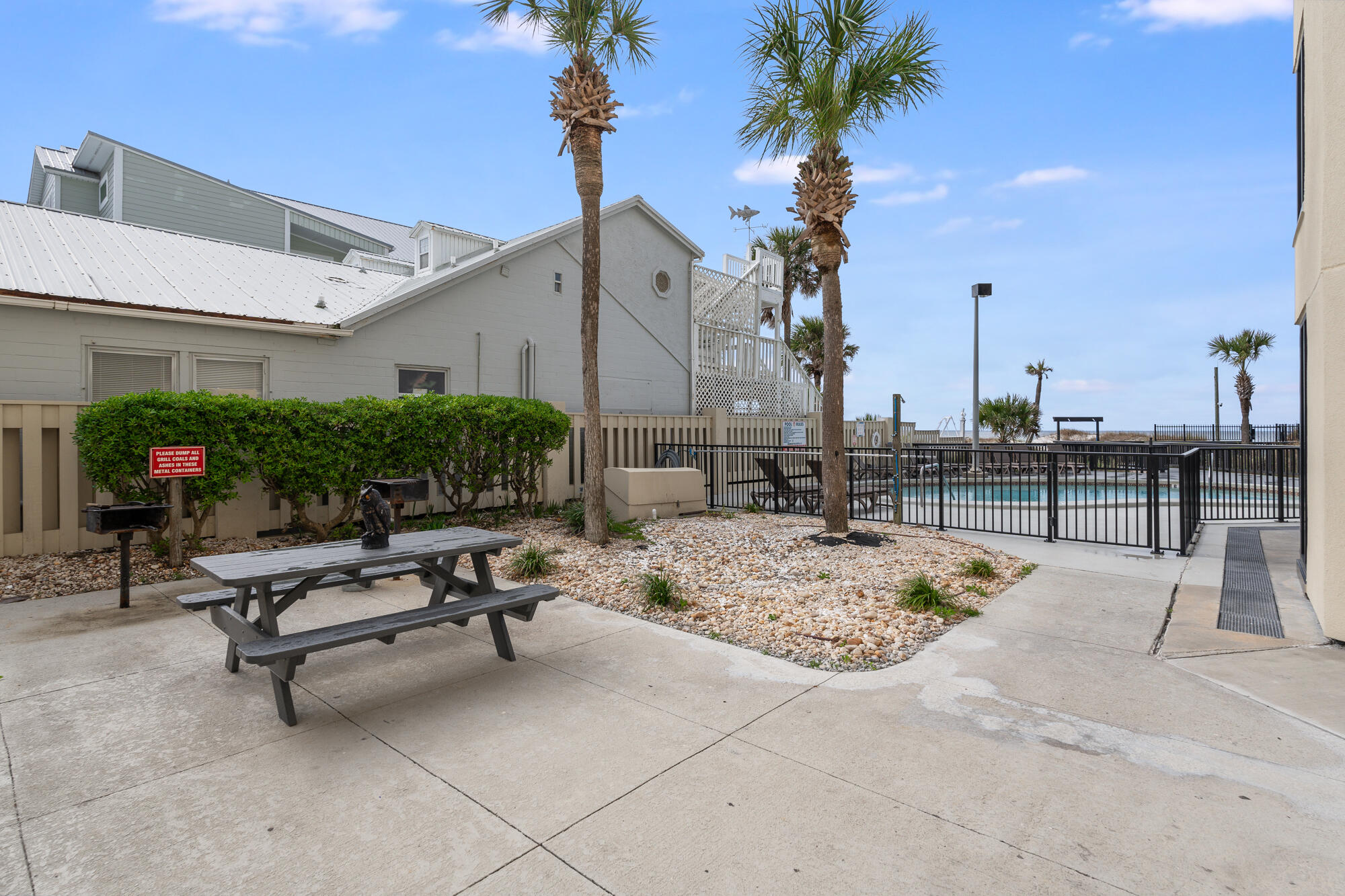 SUNBIRD CONDO - Residential