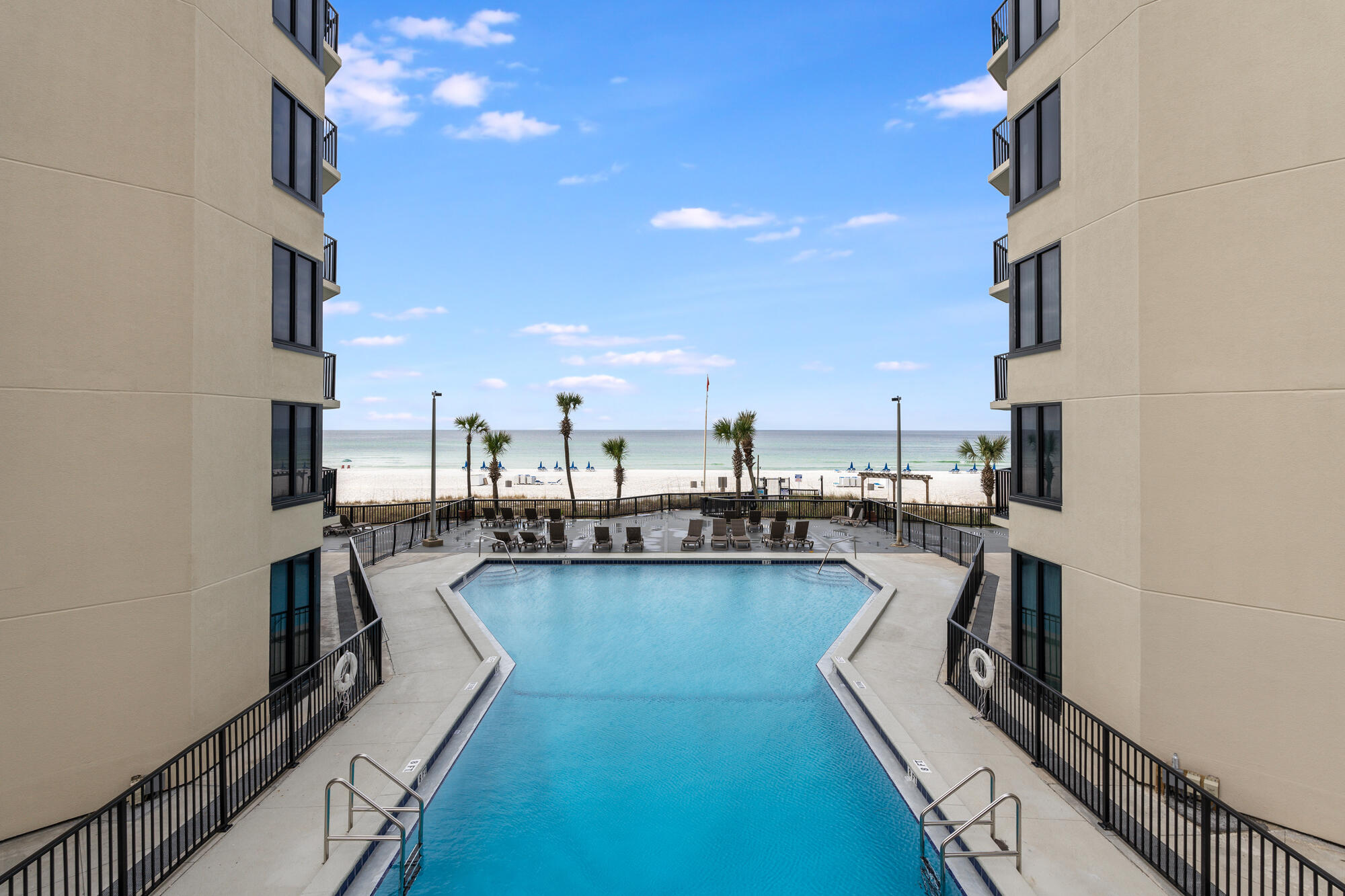 SUNBIRD CONDO - Residential