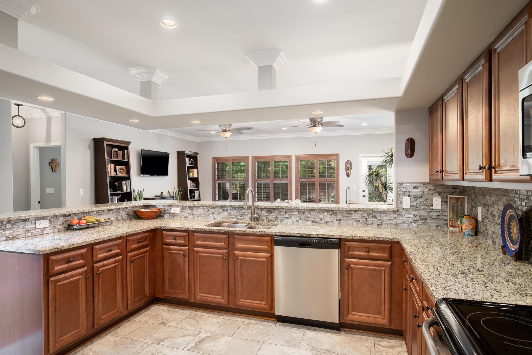 ALCONESE PLACE - Residential