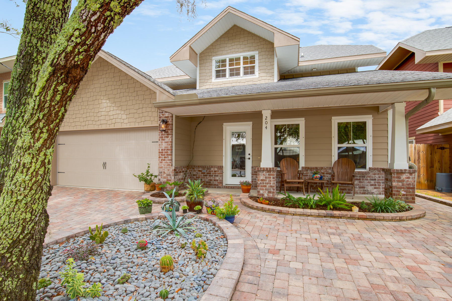 ALCONESE PLACE - Residential