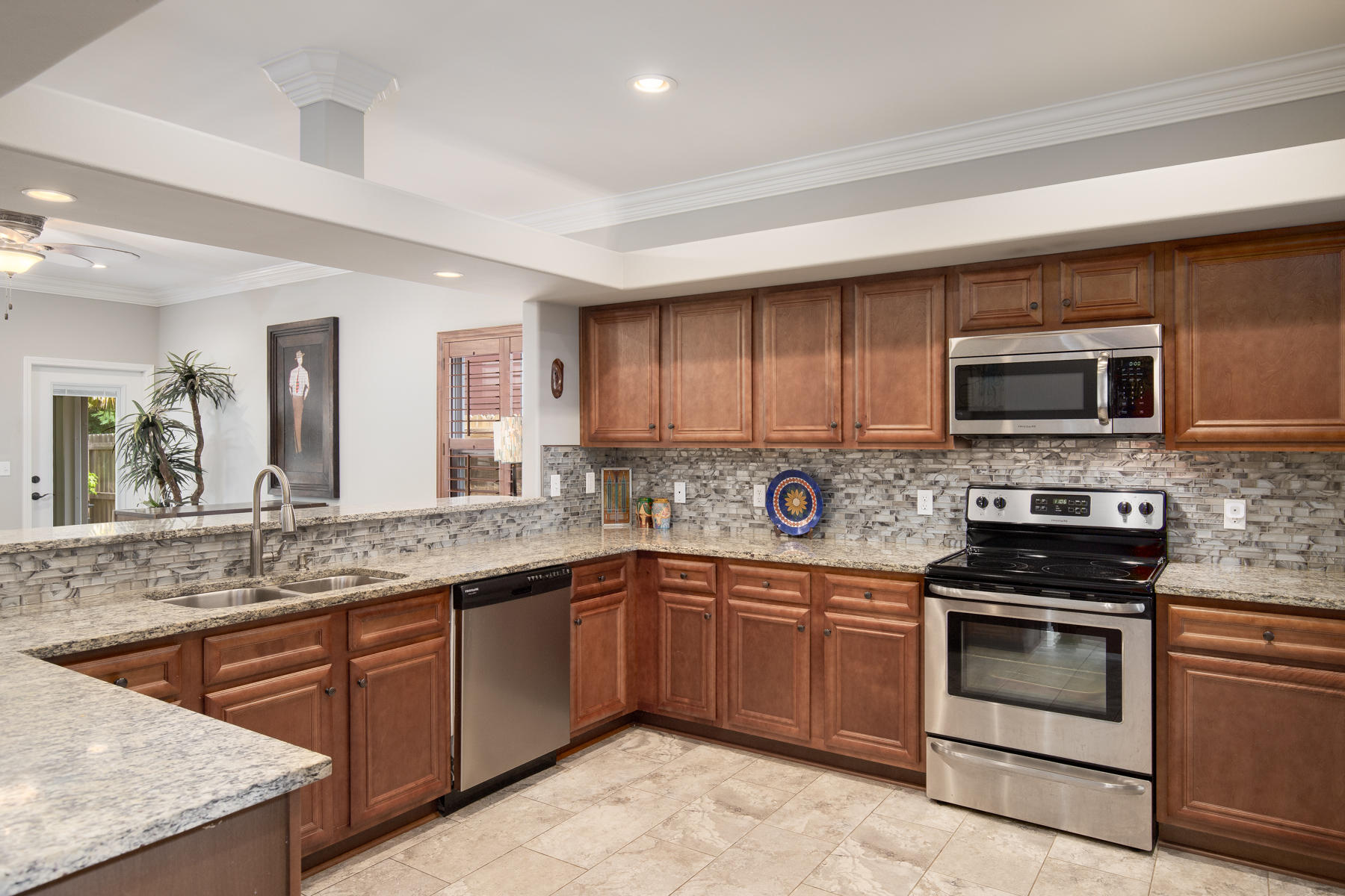 ALCONESE PLACE - Residential