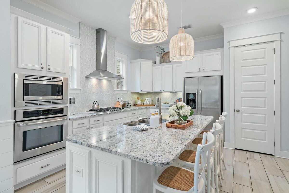 PROMINENCE - Residential