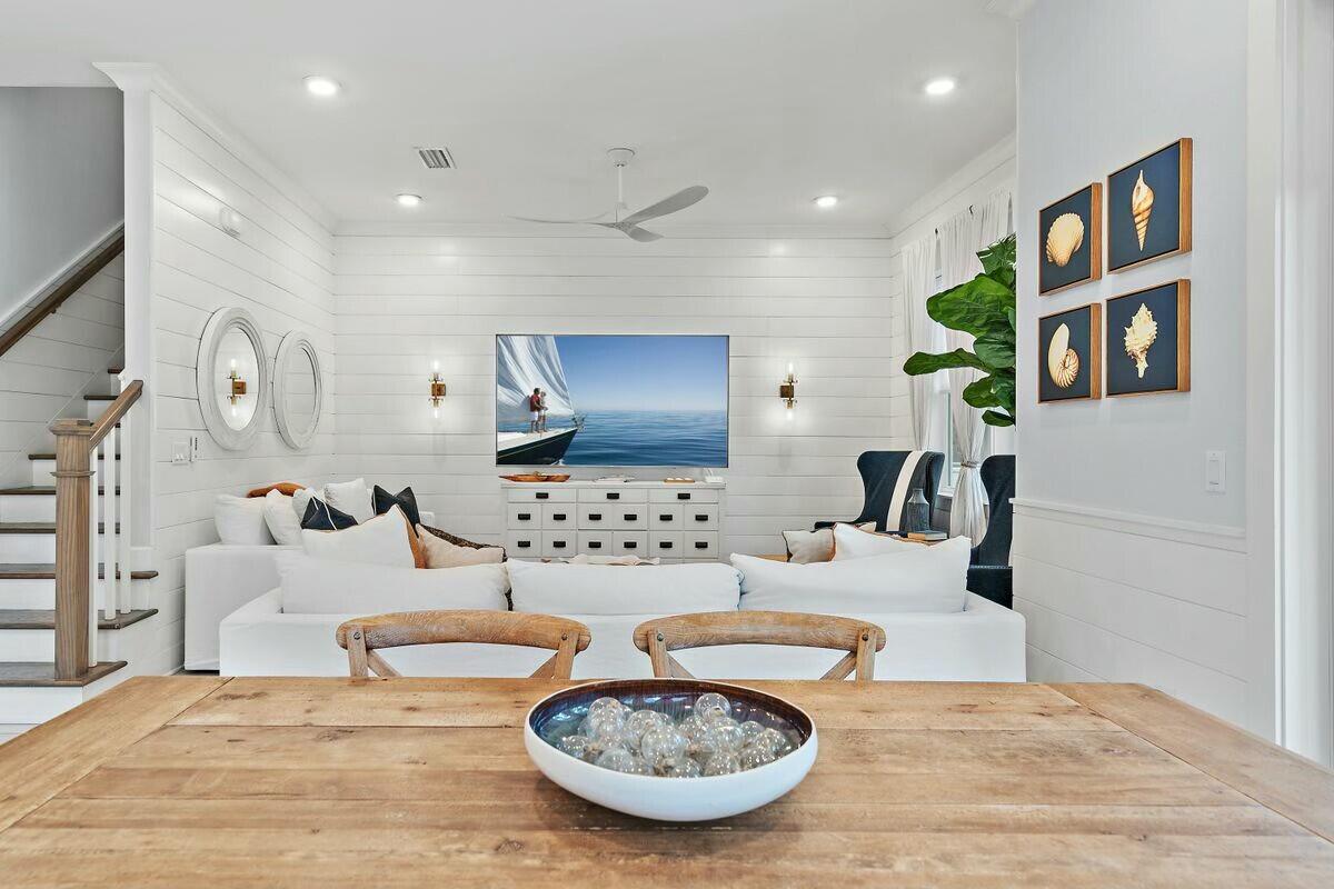 PROMINENCE - Residential