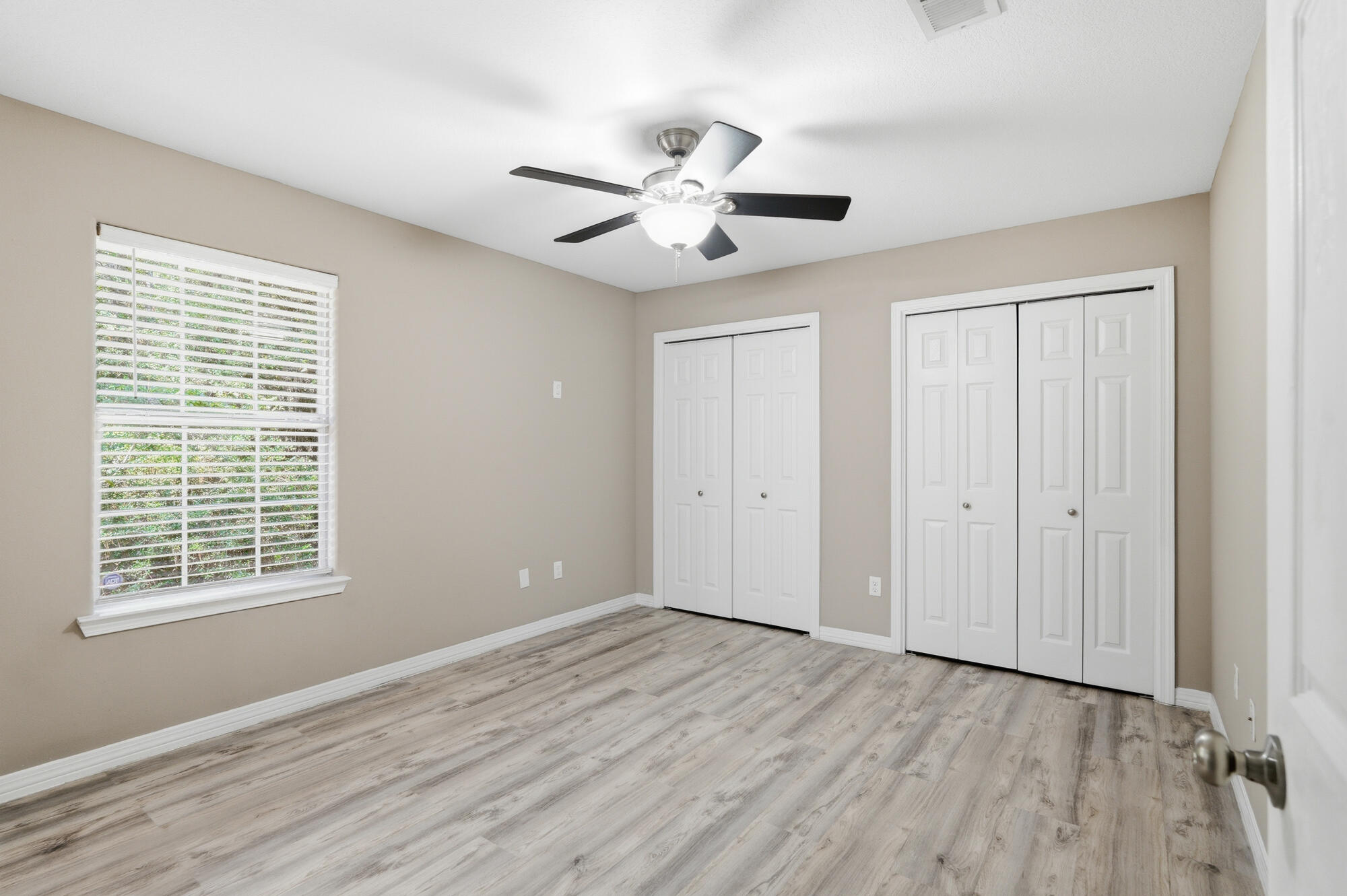 NAVARRE S/D 2ND ADDN - Residential