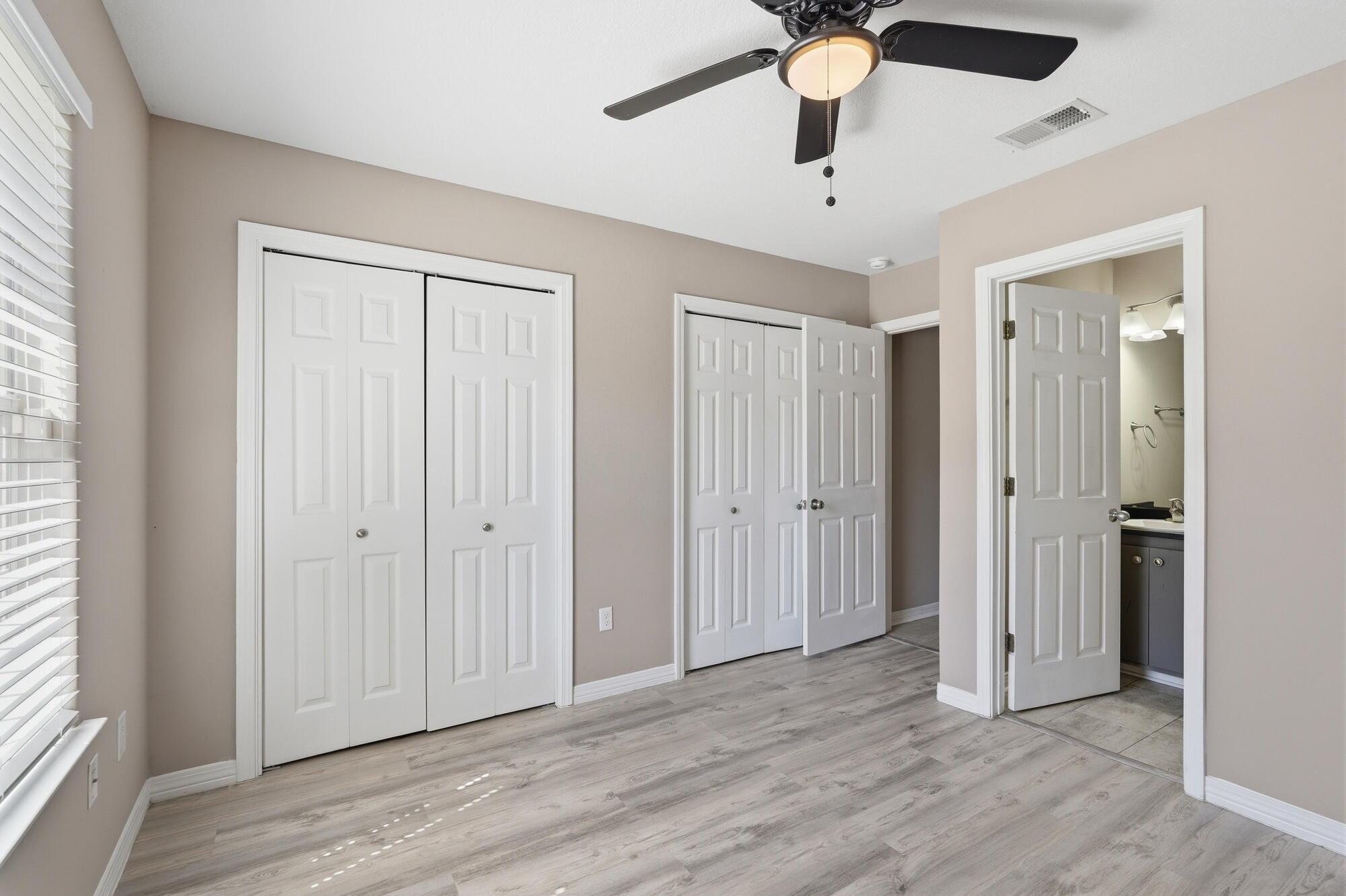 NAVARRE S/D 2ND ADDN - Residential