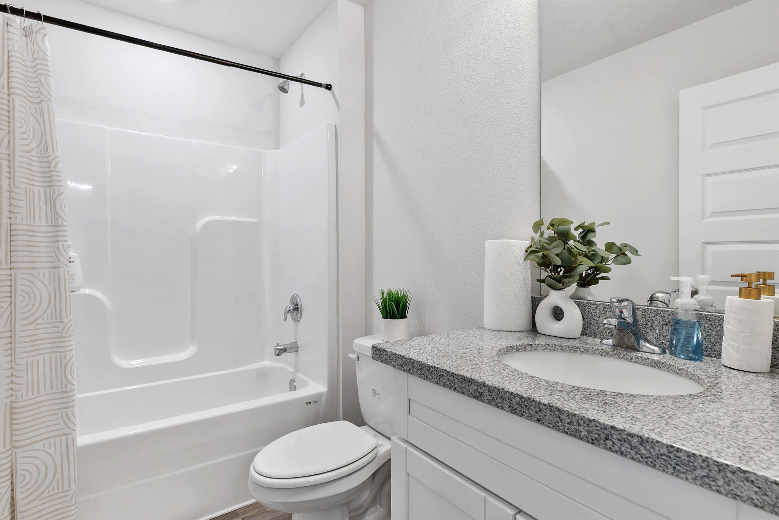Royal Estates - Residential Lease