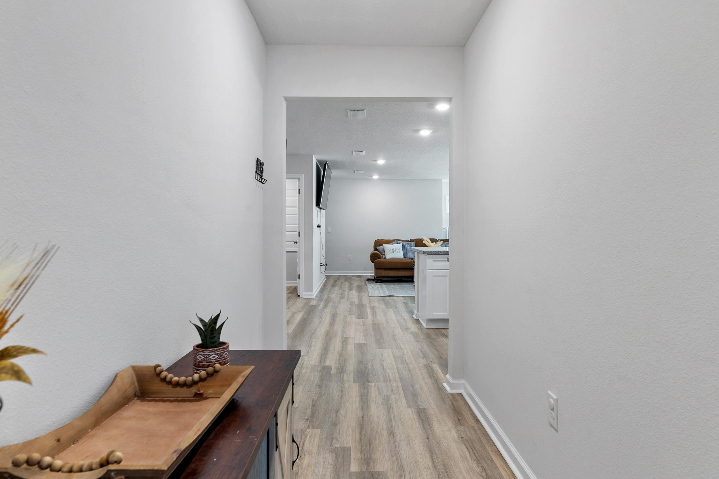 Royal Estates - Residential Lease