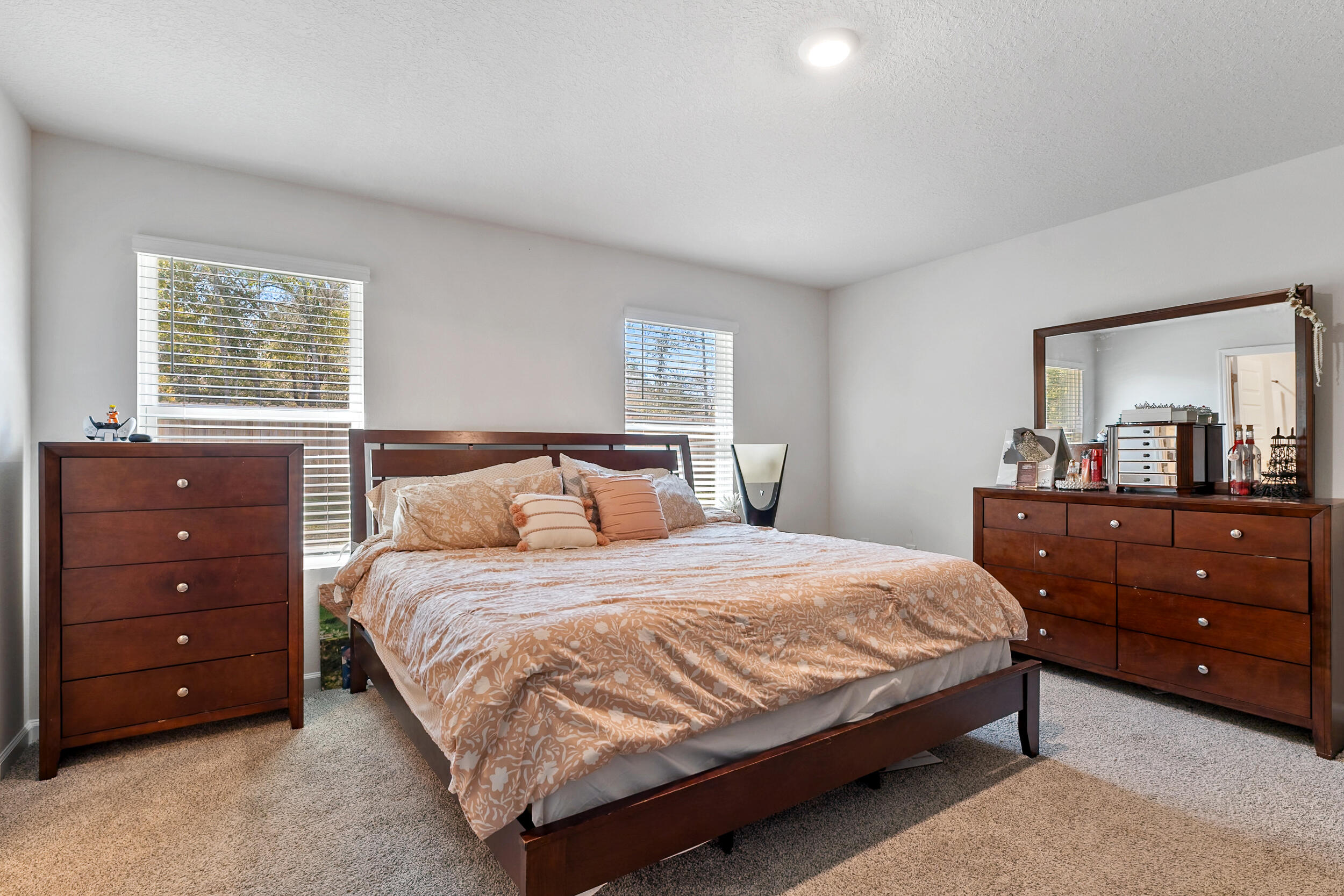 Royal Estates - Residential Lease
