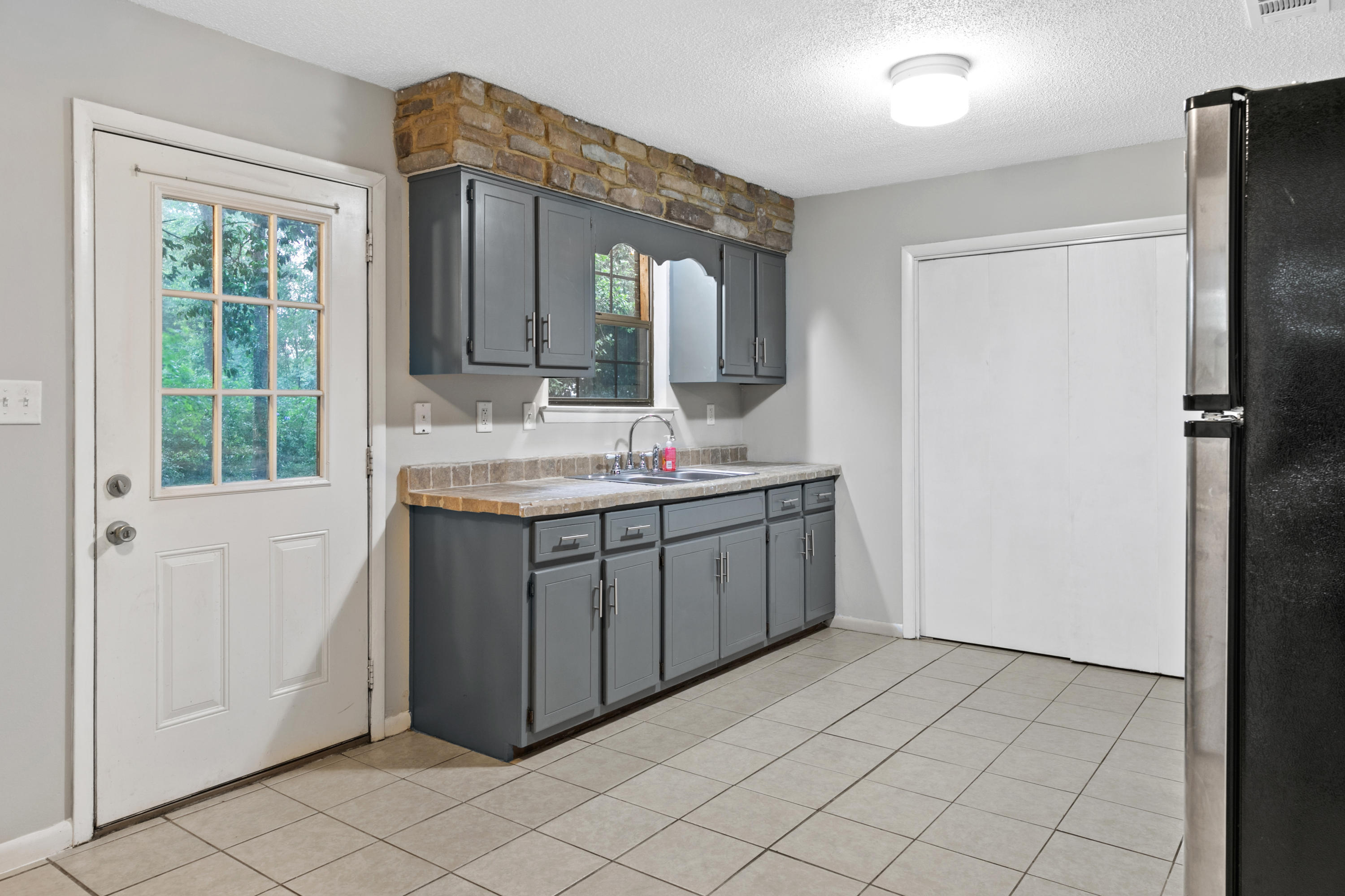 NORTH SUPERGROUP - Residential