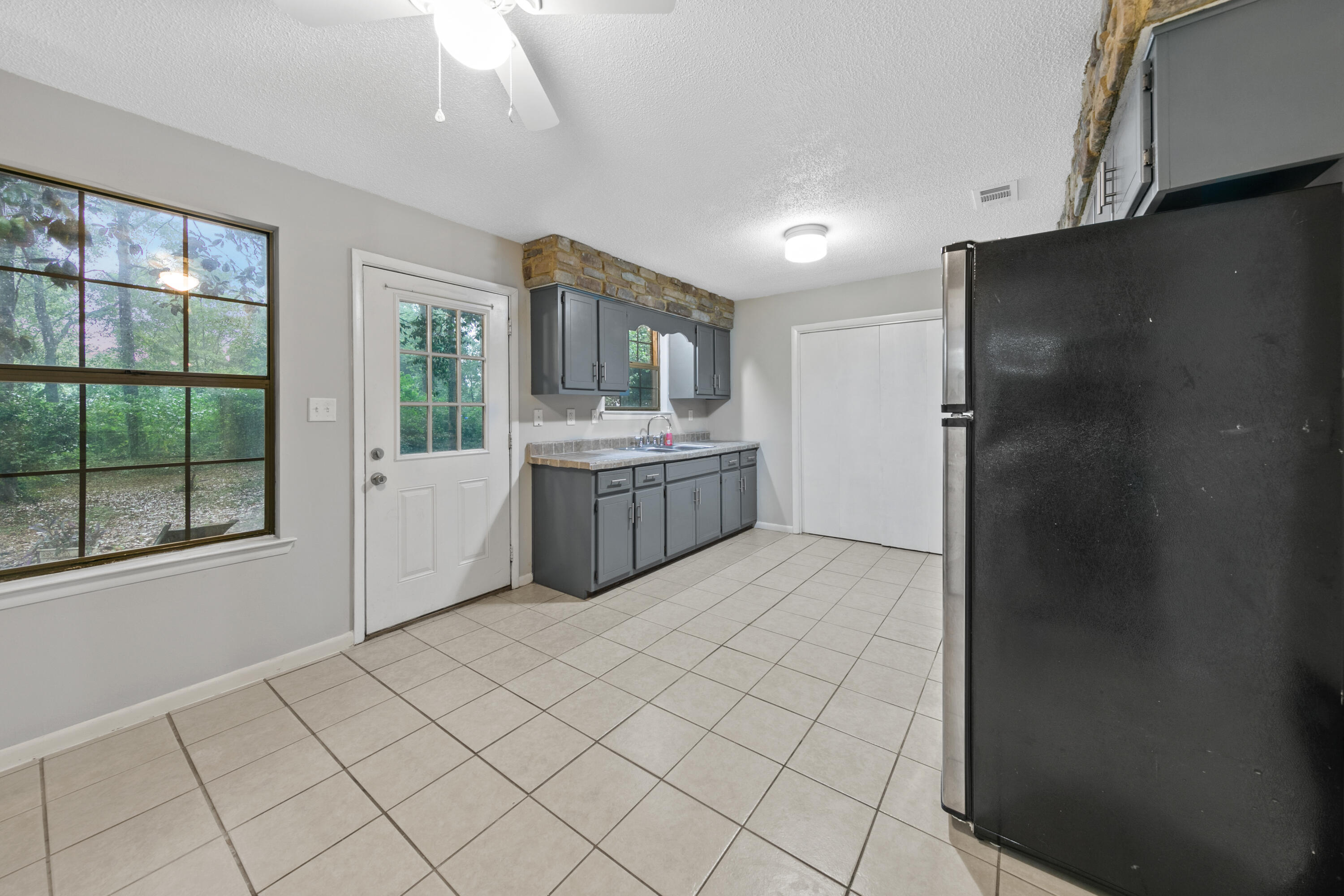 NORTH SUPERGROUP - Residential