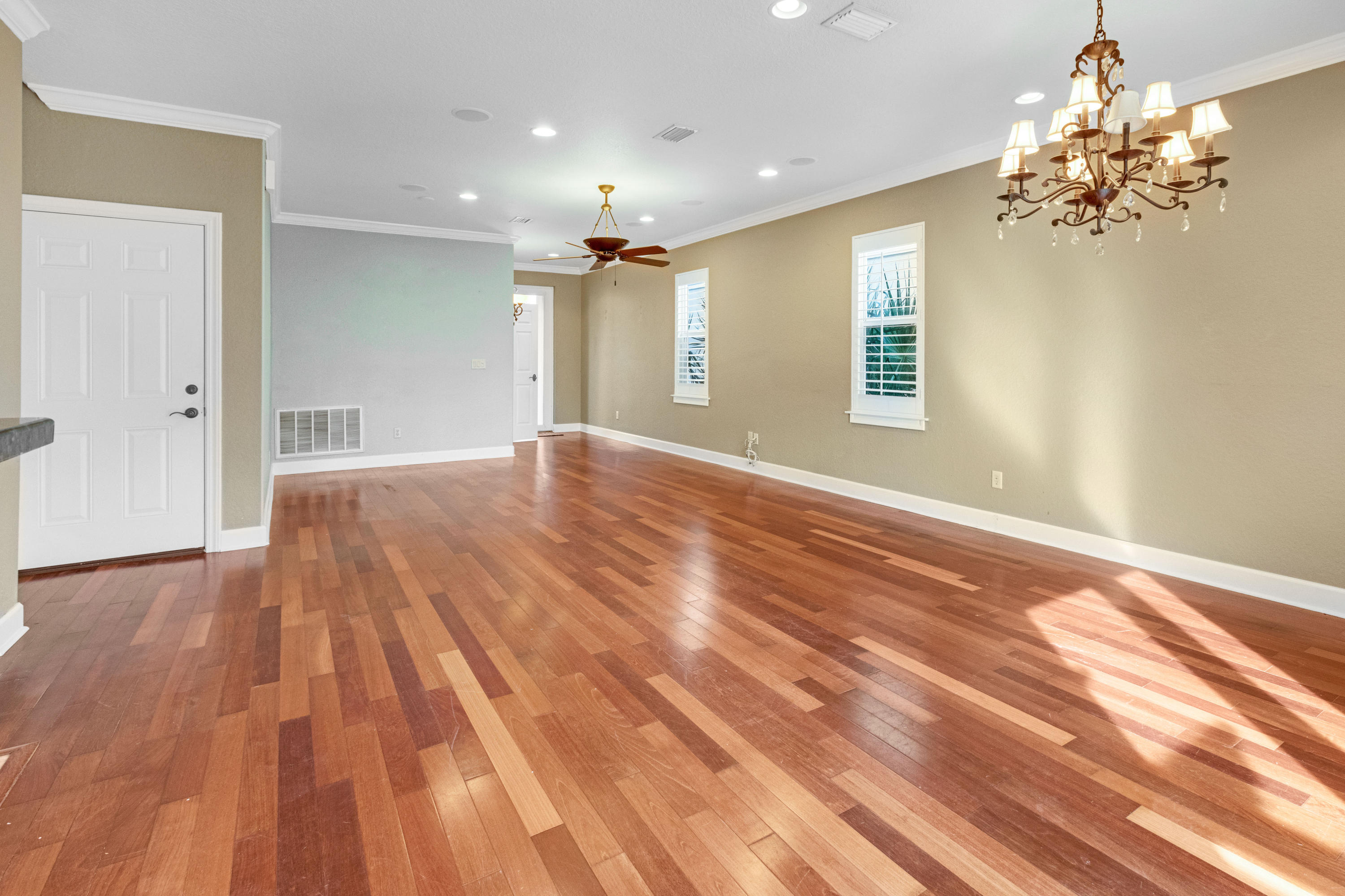 CALUSA BAY S/D - Residential