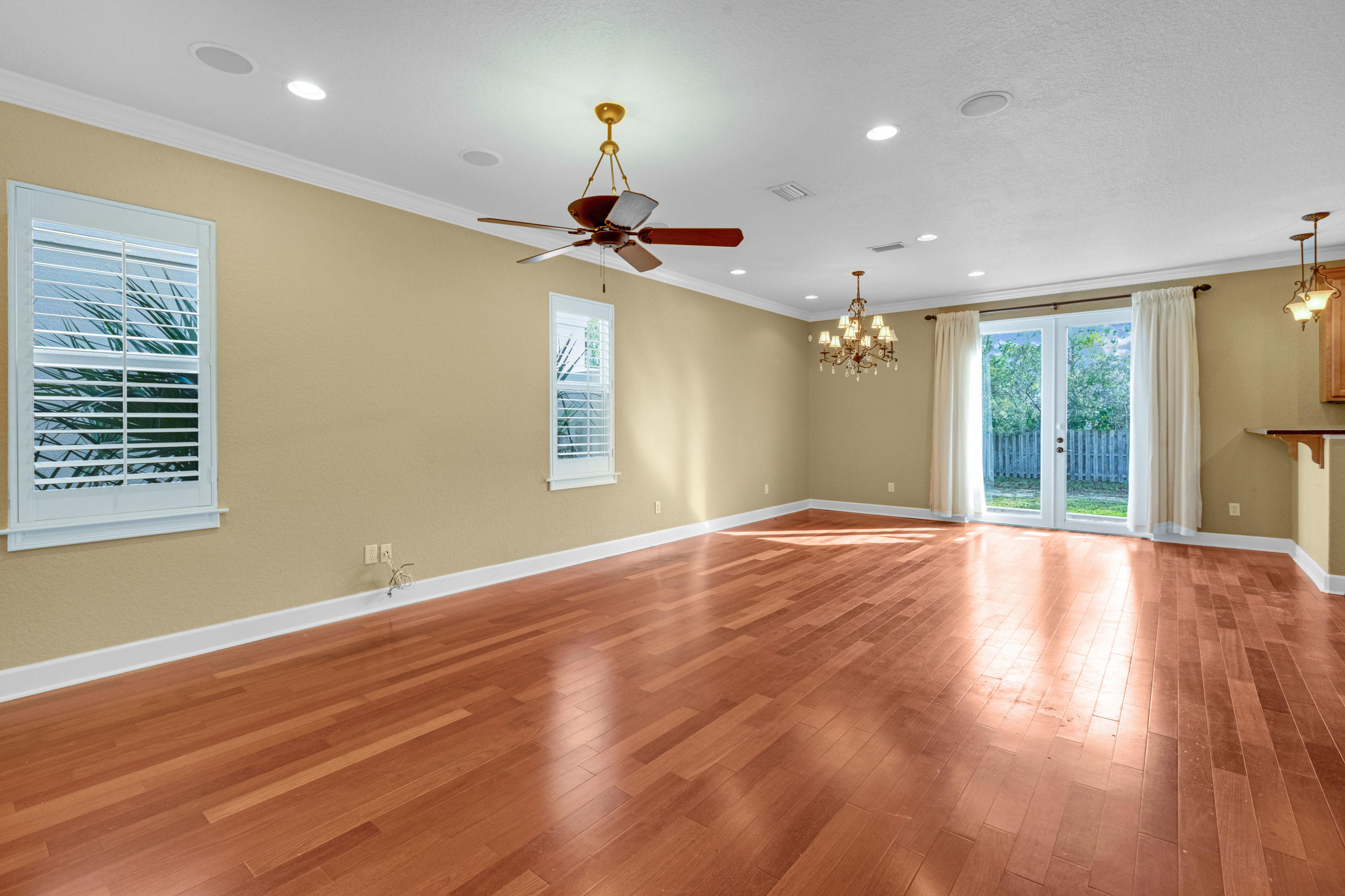 CALUSA BAY S/D - Residential