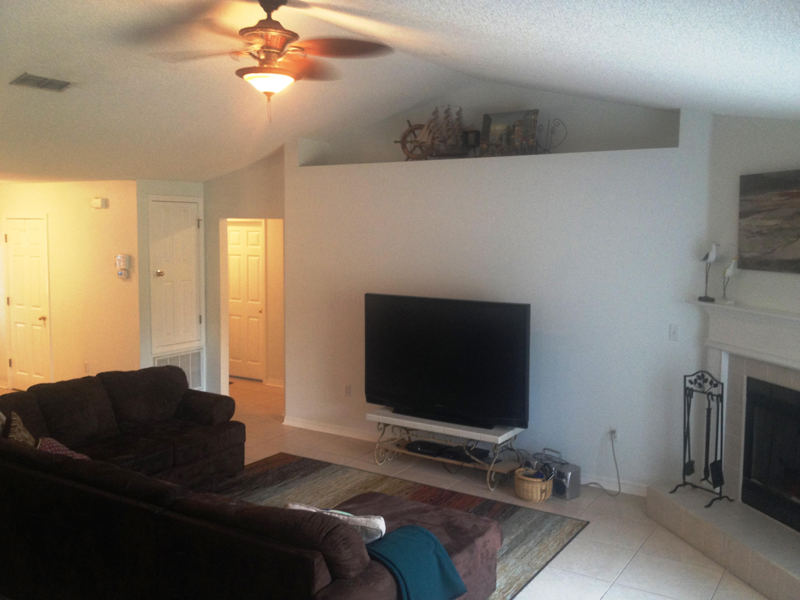 FOXWOOD ADDITION S/D LOT 3 BLK E - Residential