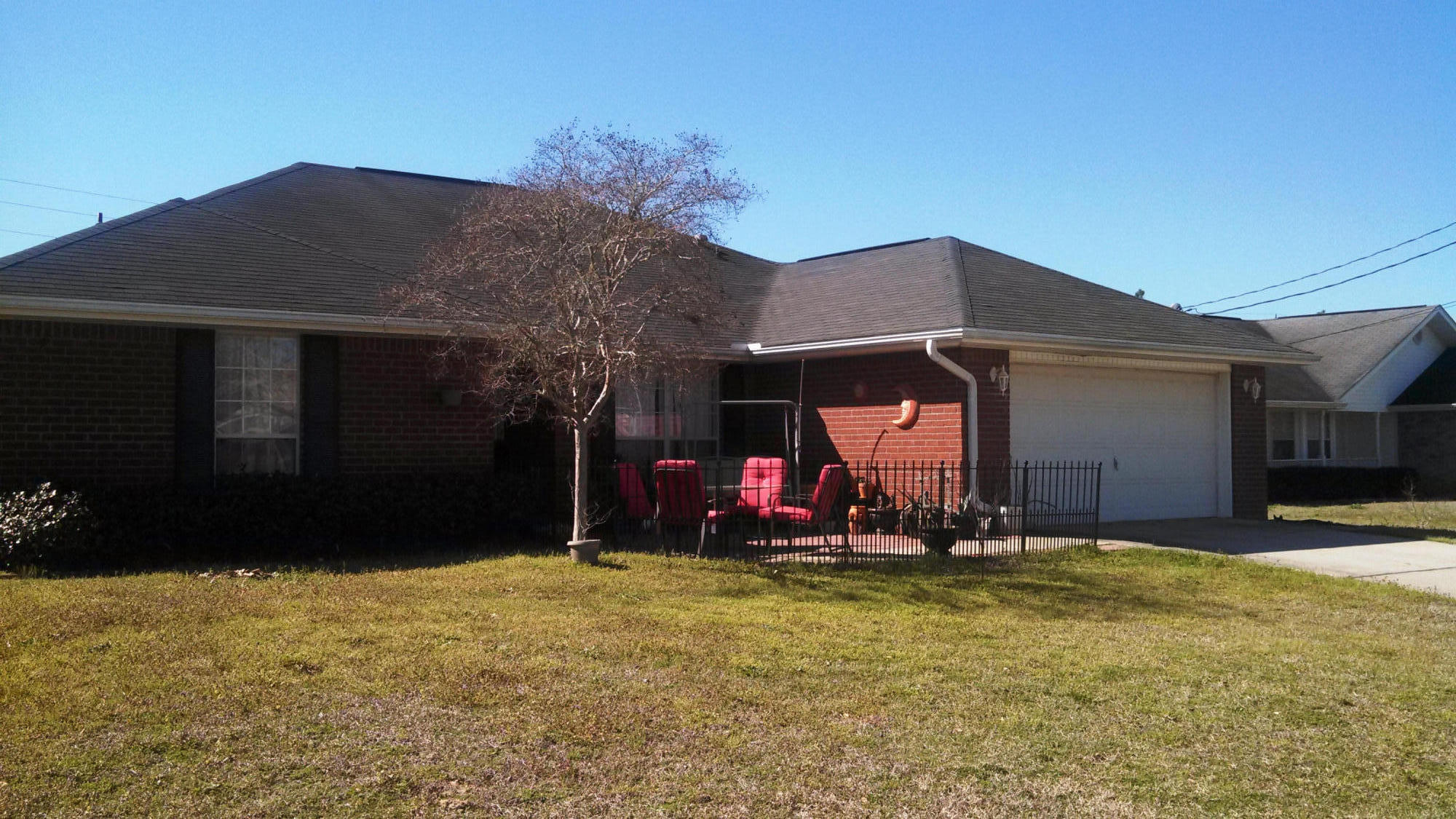 FOXWOOD ADDITION S/D LOT 3 BLK E - Residential