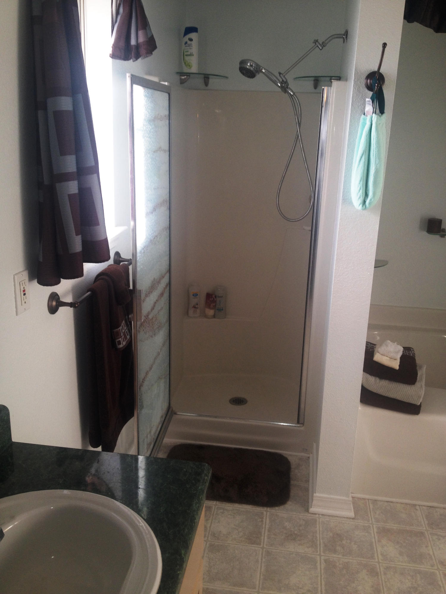 FOXWOOD ADDITION S/D LOT 3 BLK E - Residential