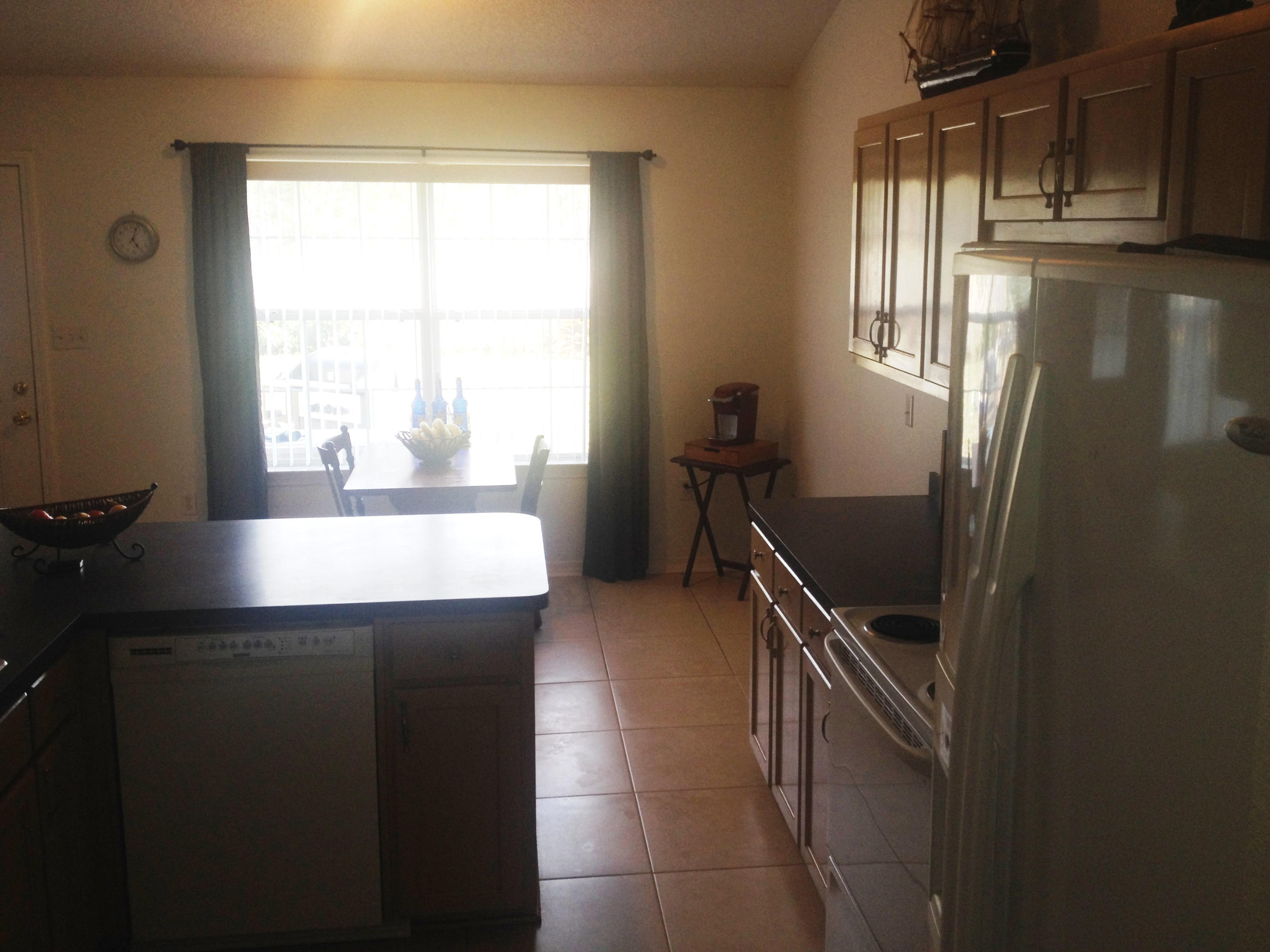 FOXWOOD ADDITION S/D LOT 3 BLK E - Residential