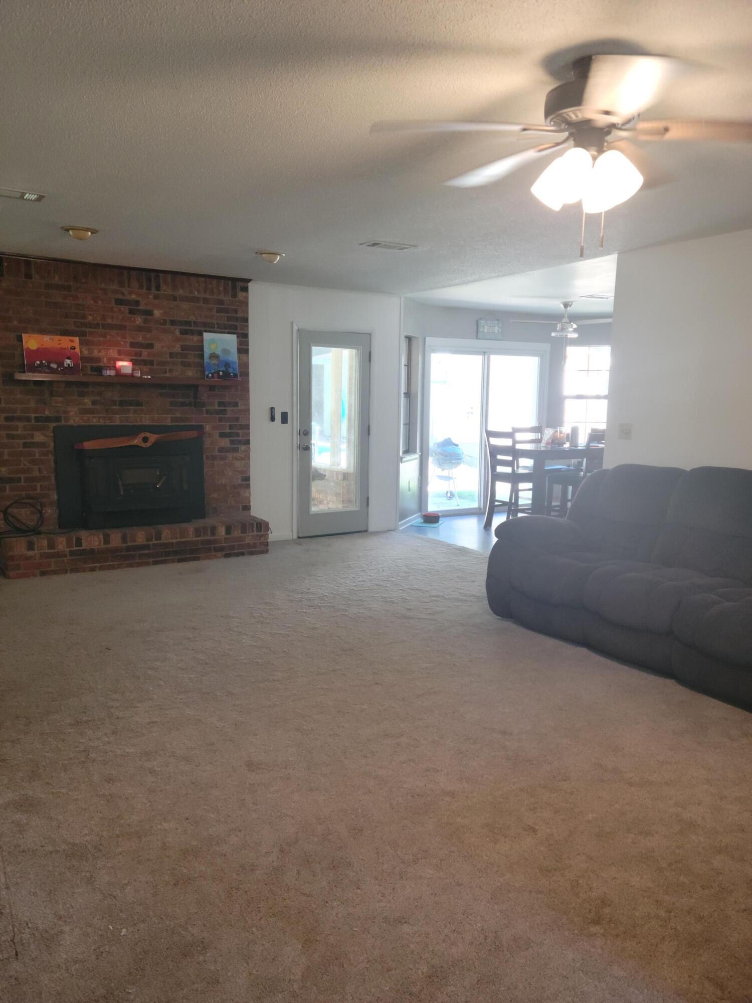 PINE LAKE ESTATES - Residential