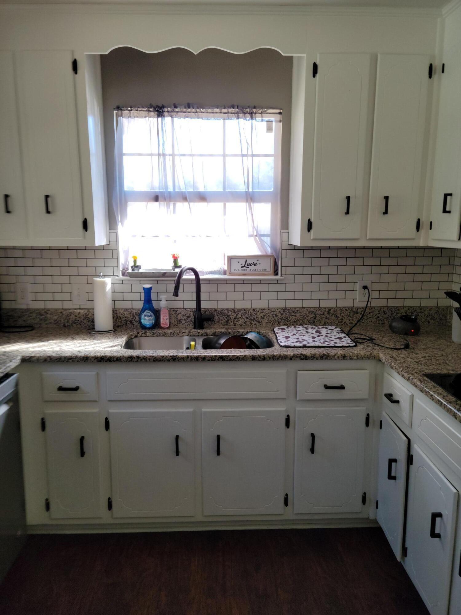 PINE LAKE ESTATES - Residential