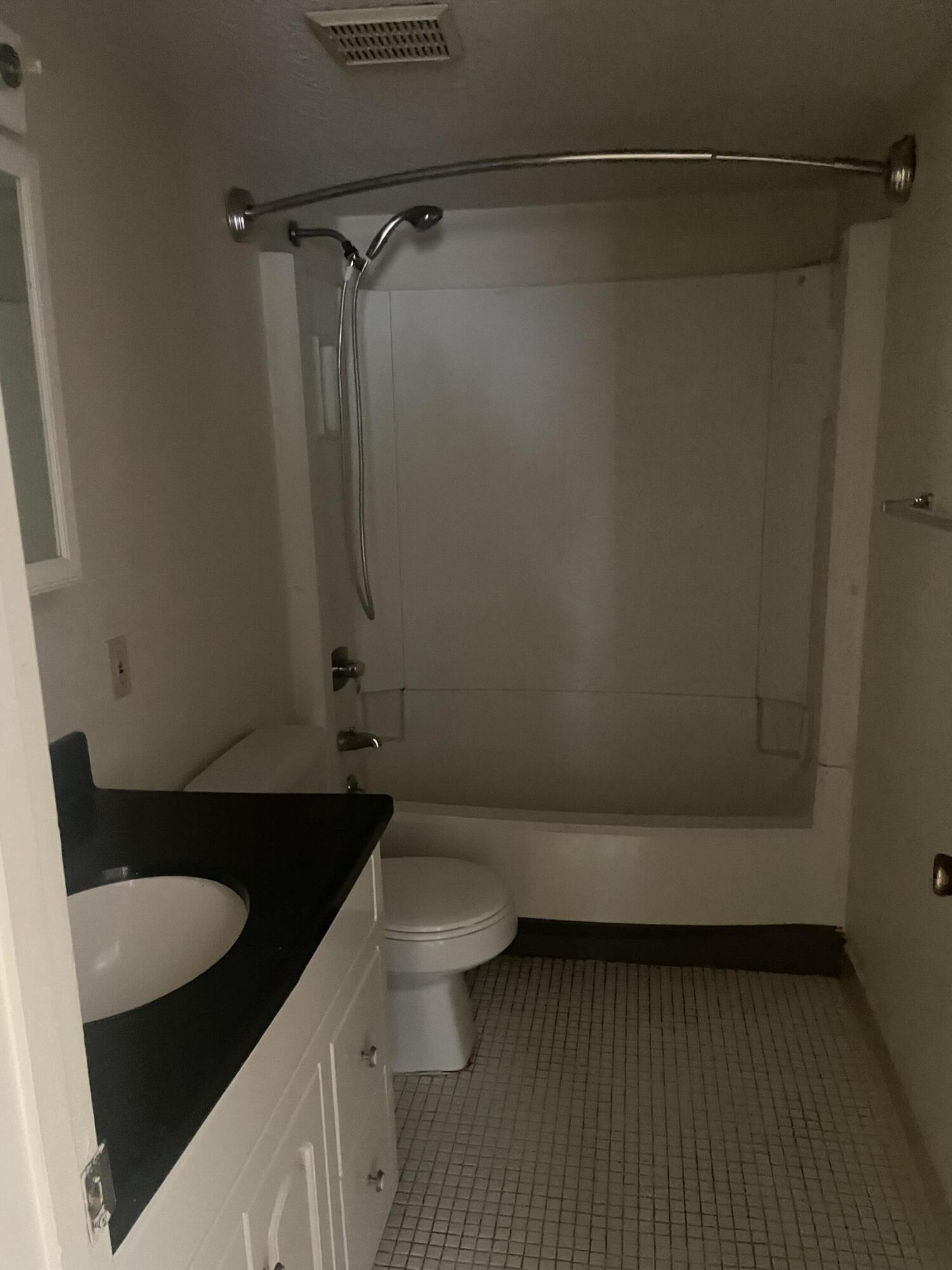 COLLEGE PARK CONDO - Residential Lease