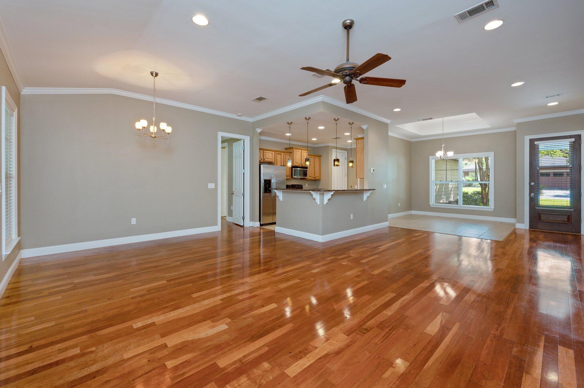 CANOPIES OF FREEPORT - Residential