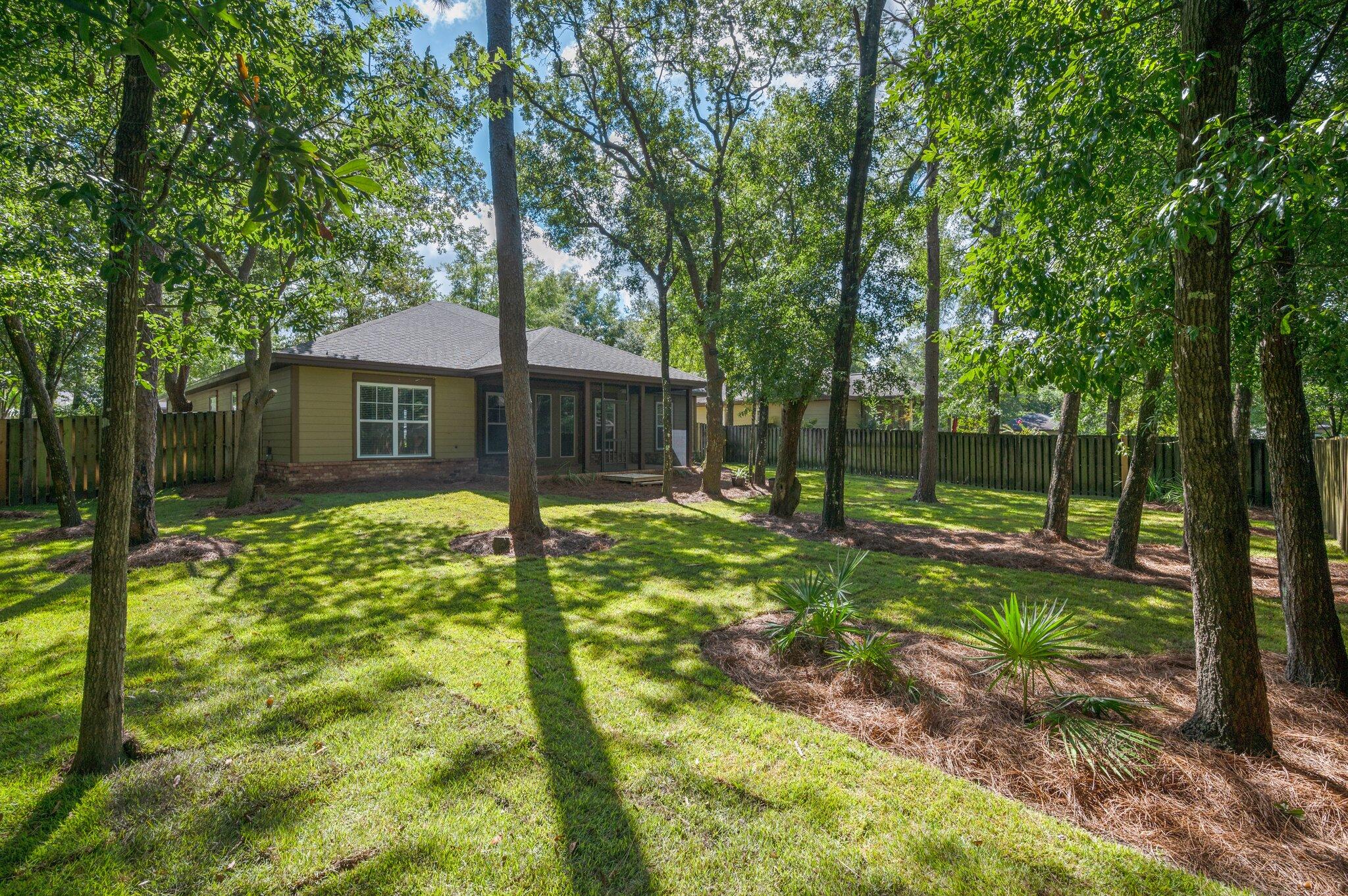 CANOPIES OF FREEPORT - Residential