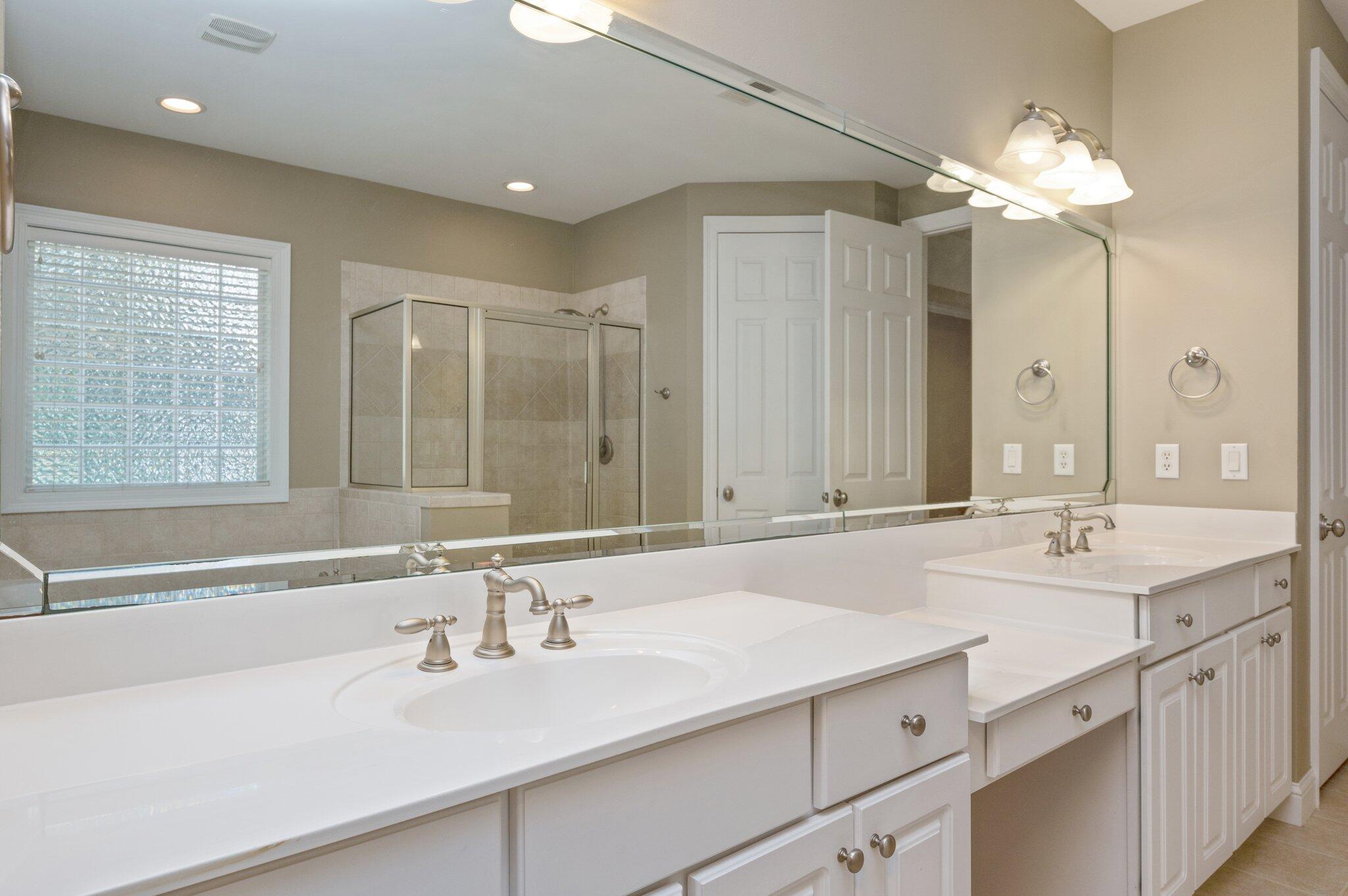 CANOPIES OF FREEPORT - Residential