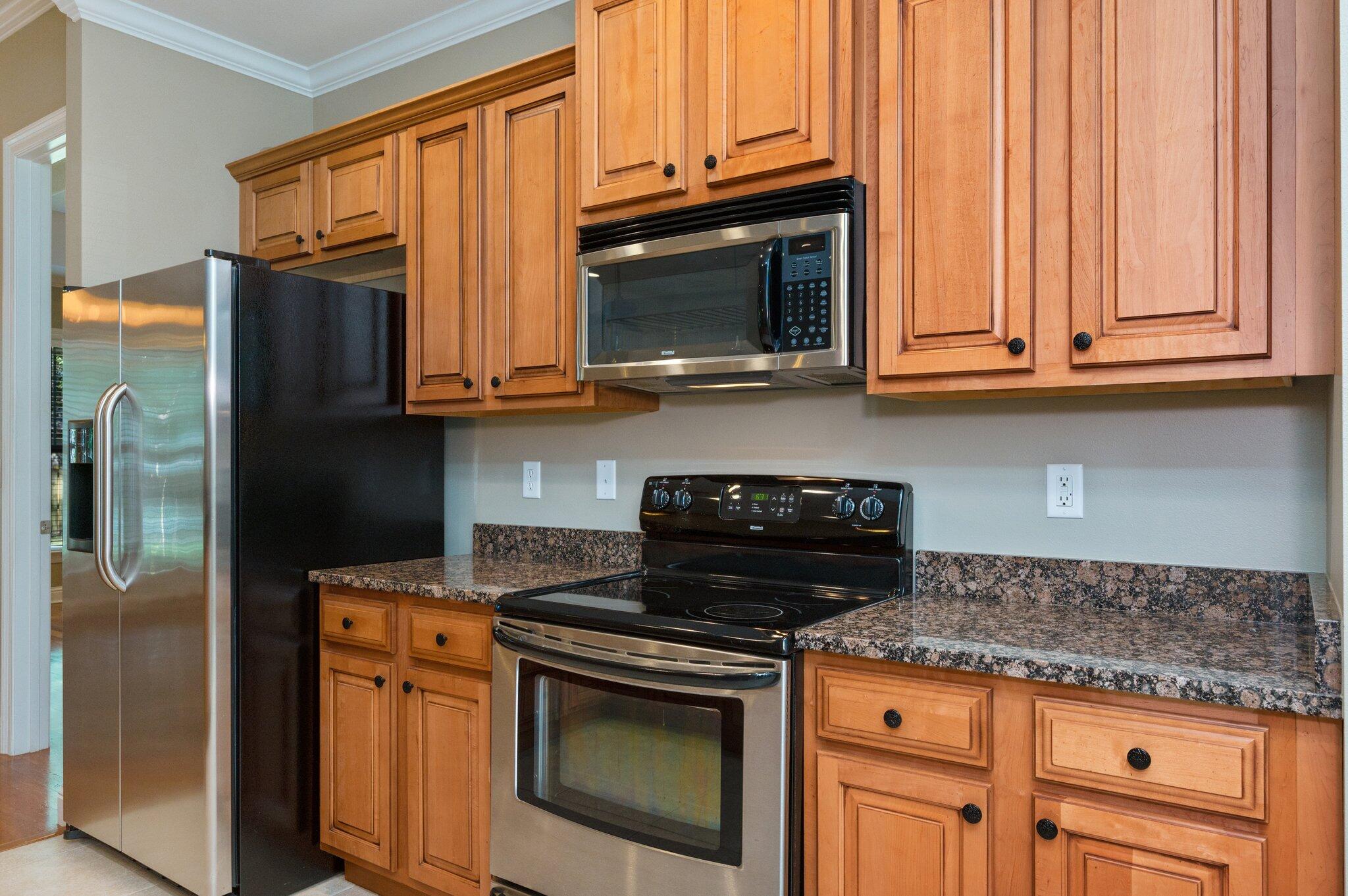 CANOPIES OF FREEPORT - Residential