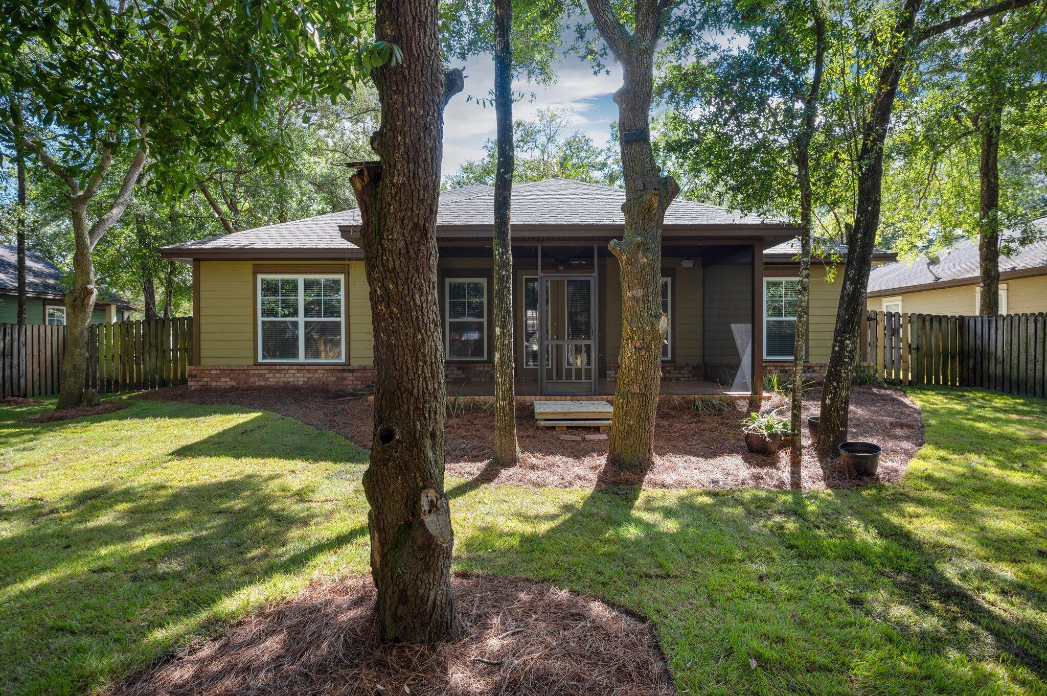 CANOPIES OF FREEPORT - Residential