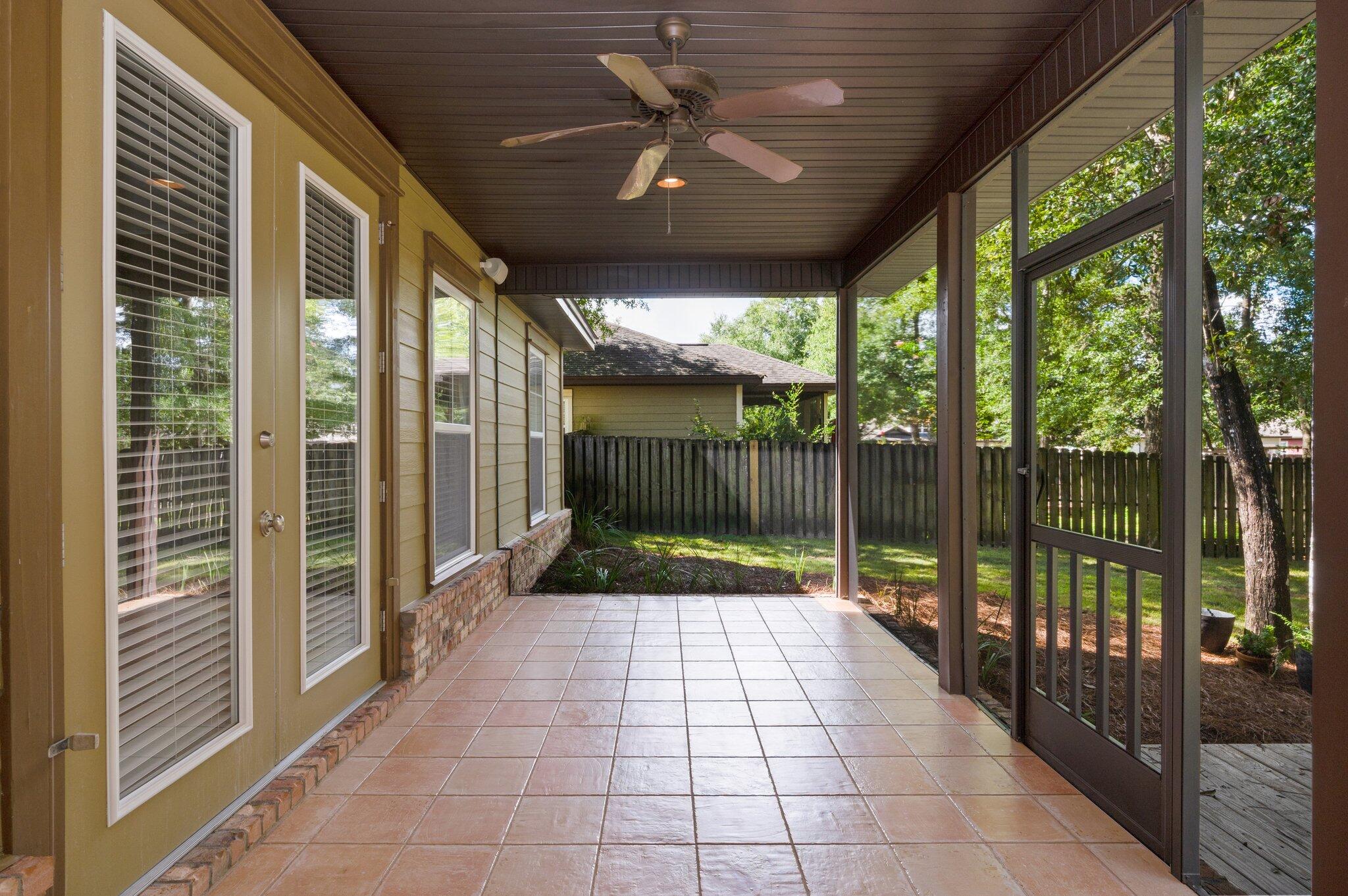 CANOPIES OF FREEPORT - Residential