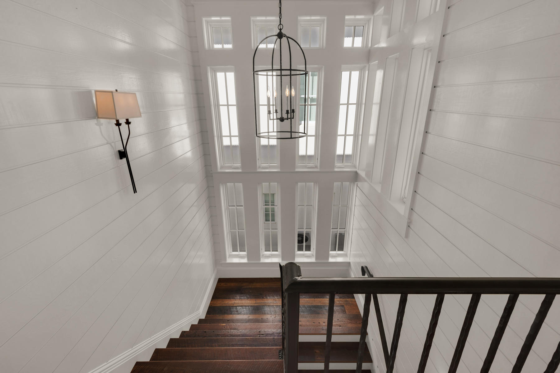 CHURCHILL OAKS - Residential